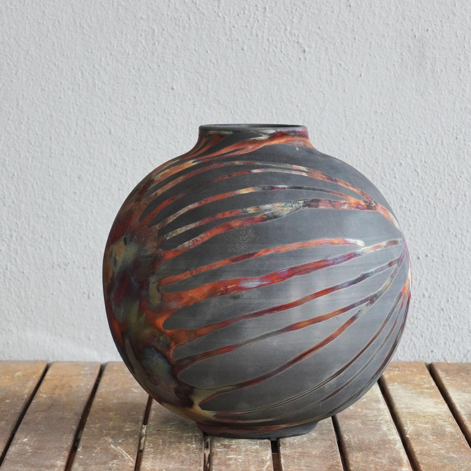 Raaquu Raku Fired Large Globe Vase S/N0000426 Centerpiece Art Series, Malaysia In New Condition In Petaling Jaya, MY