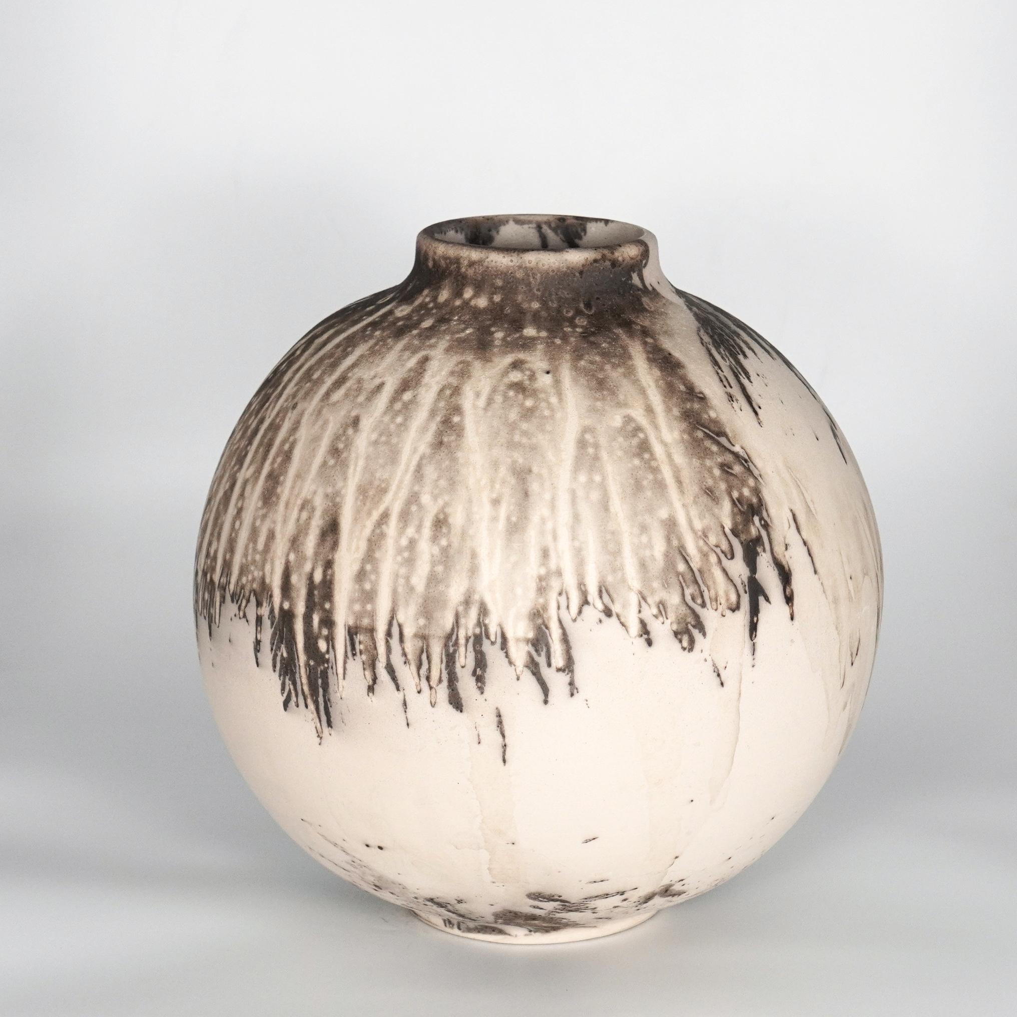 Glazed Raaquu Raku Fired Large Globe Vase S/N0000759 Centerpiece Art Series For Sale