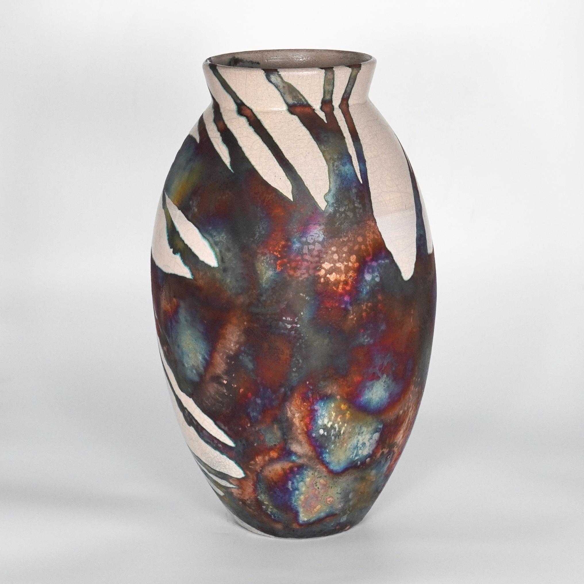 Malese Vaso ovale grande cotto Raaquu Raku S/N0000208 Centerpiece Art Series, Malesia in vendita