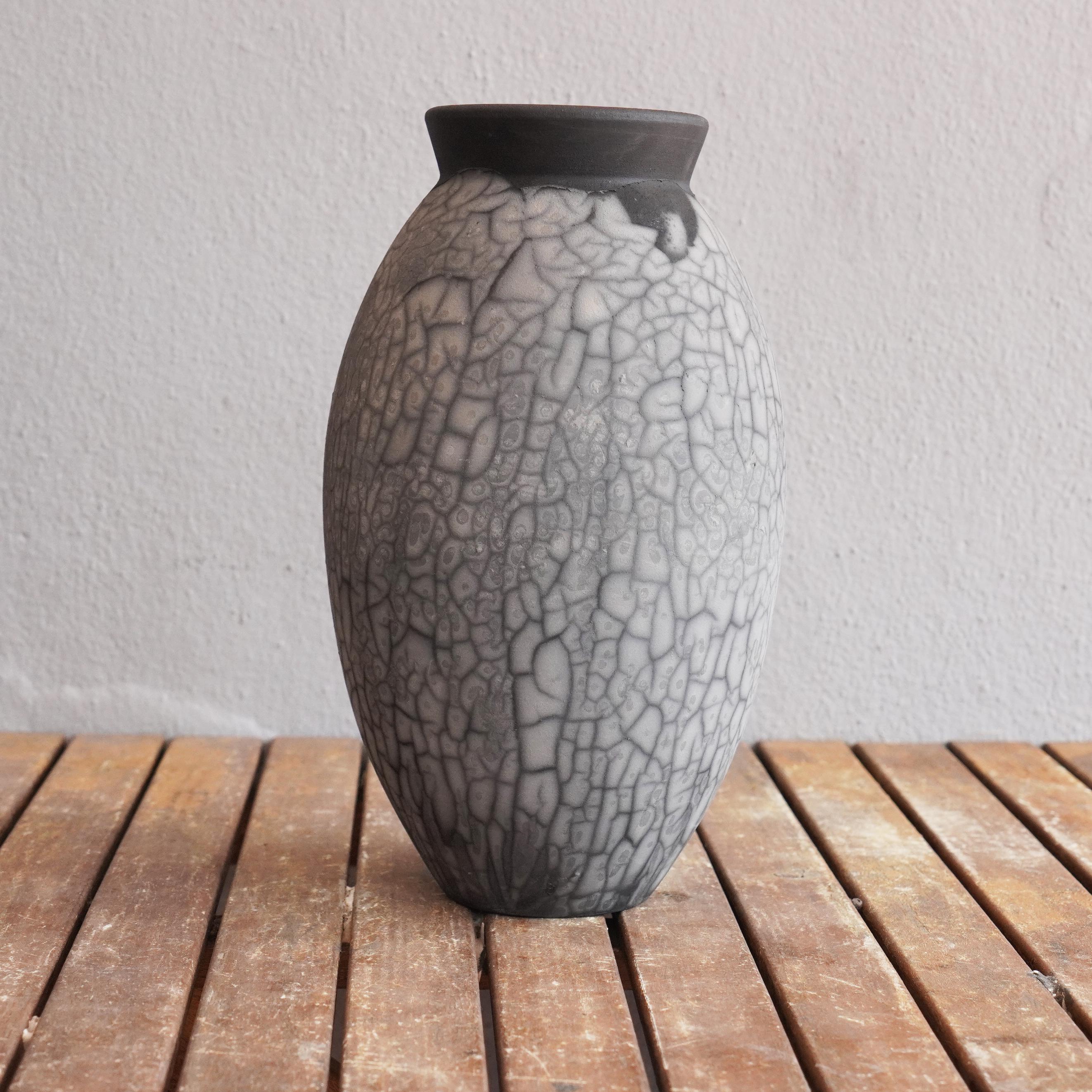 Gran jarrón ovalado de raakú cocido S/N0000497 Serie de arte de centro de mesa, Malasia en Nuevo estado para la venta en Petaling Jaya, MY