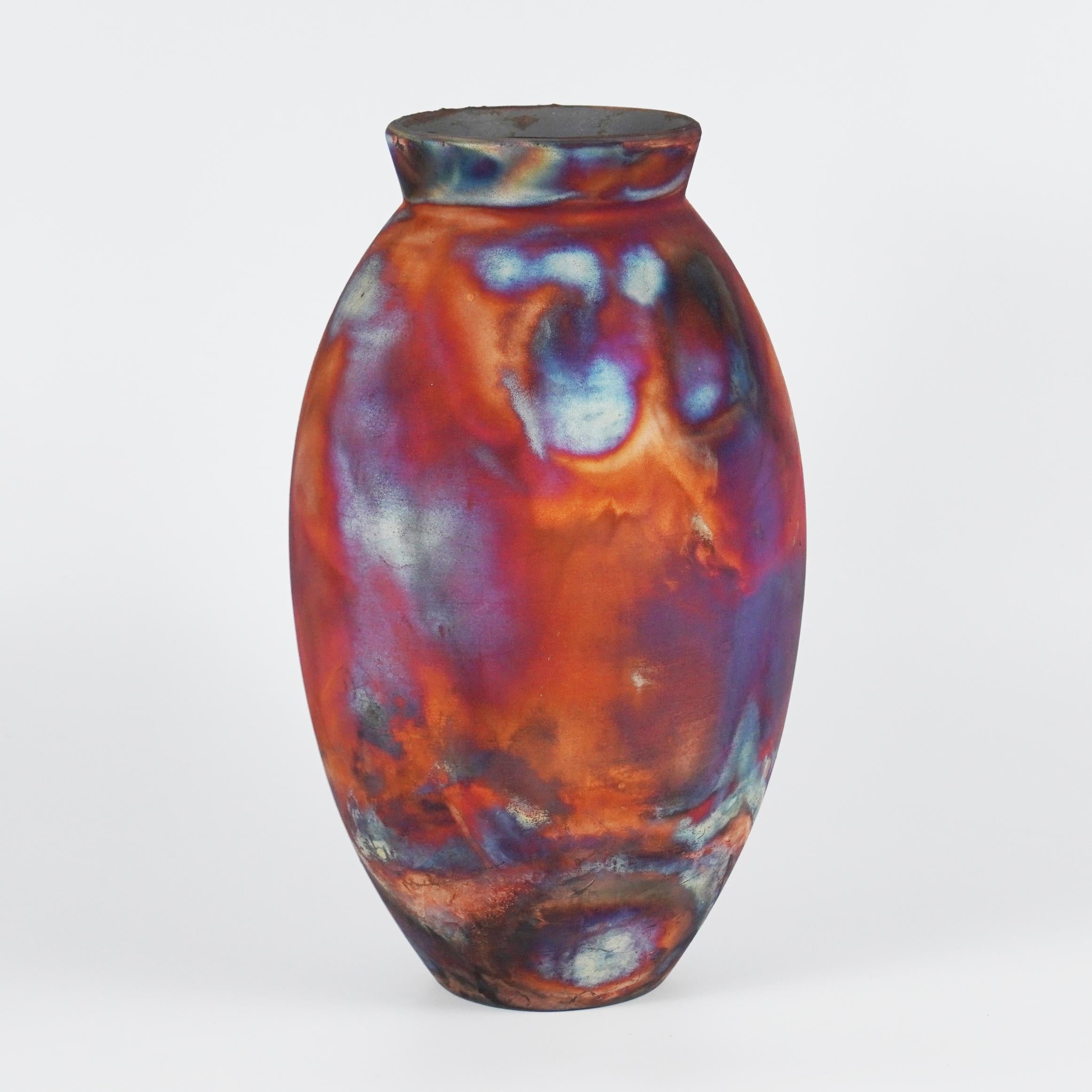 Raaquu Raku Große ovale Vase, geflammt, S/N0000729 Tafelaufsatz, Kunstserie (Malaysisch) im Angebot