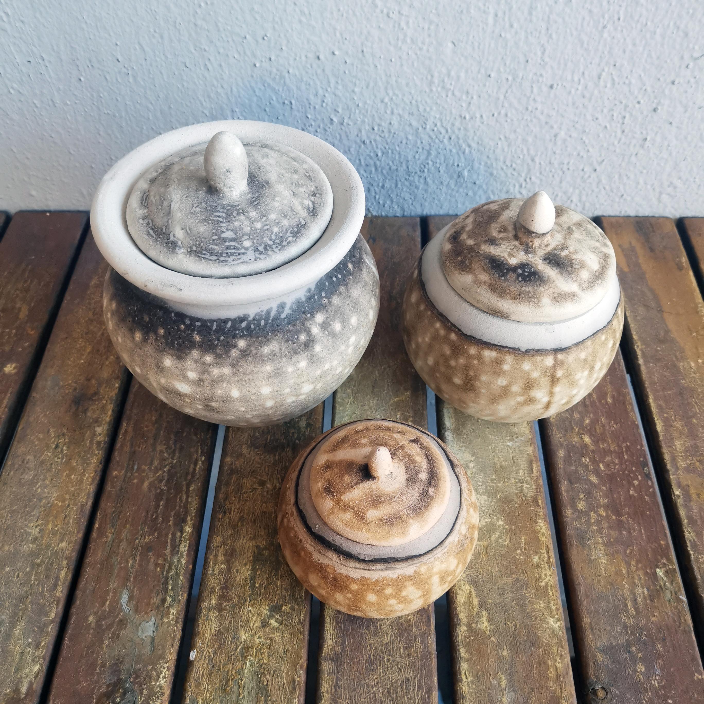 Malaysian Raaquu Urn Set - Obvara - Ceramic Raku Pottery For Sale