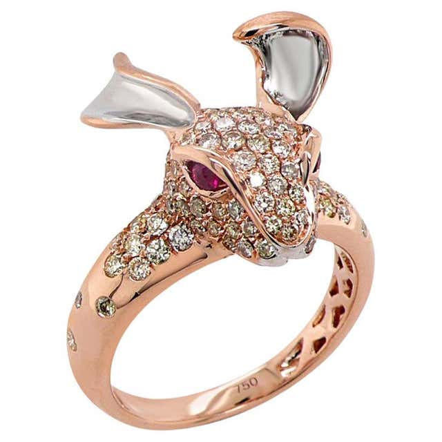 Meesho Rabbit Ring Vintage Rabbit Ring of 14k and 18k Gold For Sale at 1stDibs