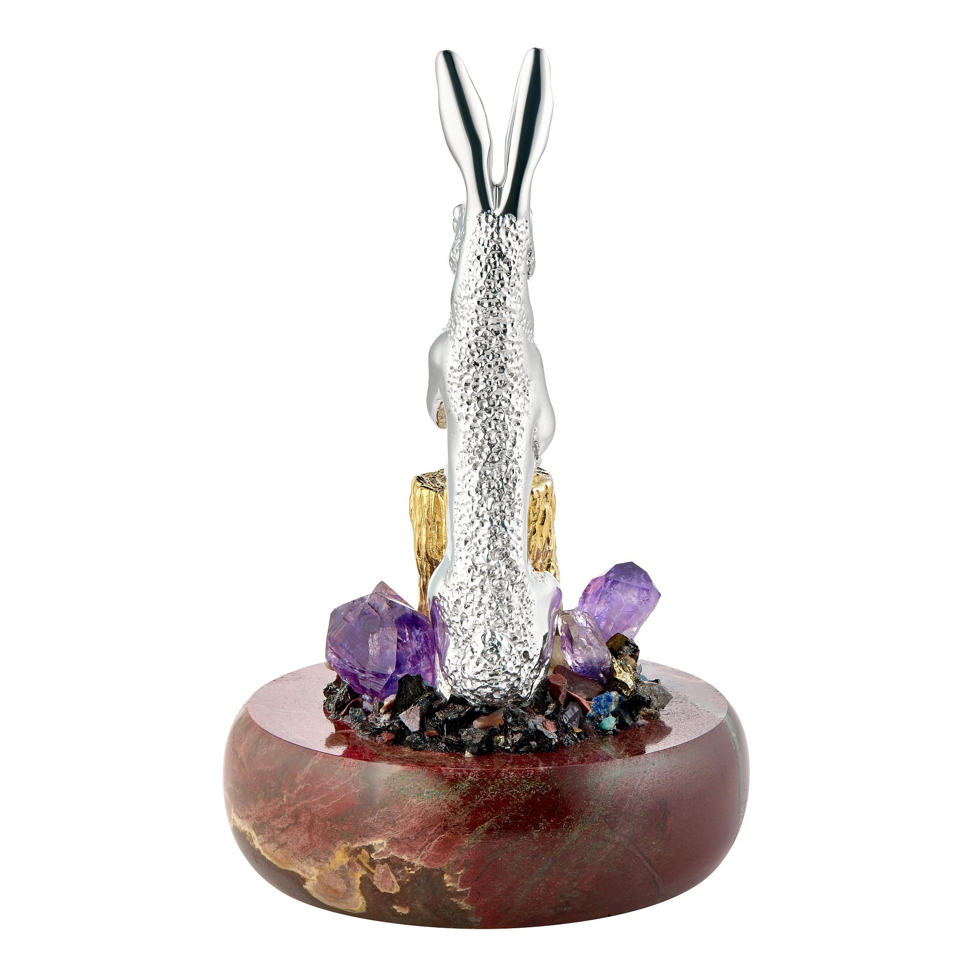 Every rabbit talisman from MOISEIKIN is individual, decorated with various gemstones from the rich Ural mountains, which symbolise happiness, abundance, and talent. A shining silver rabbit drums a stump calling for luck, friends, and happiness. The