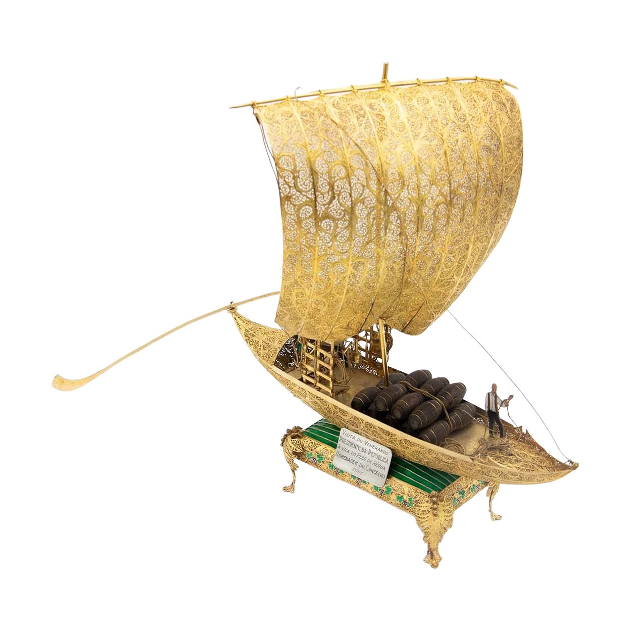 Rabelo boat in silver with gilded filigree