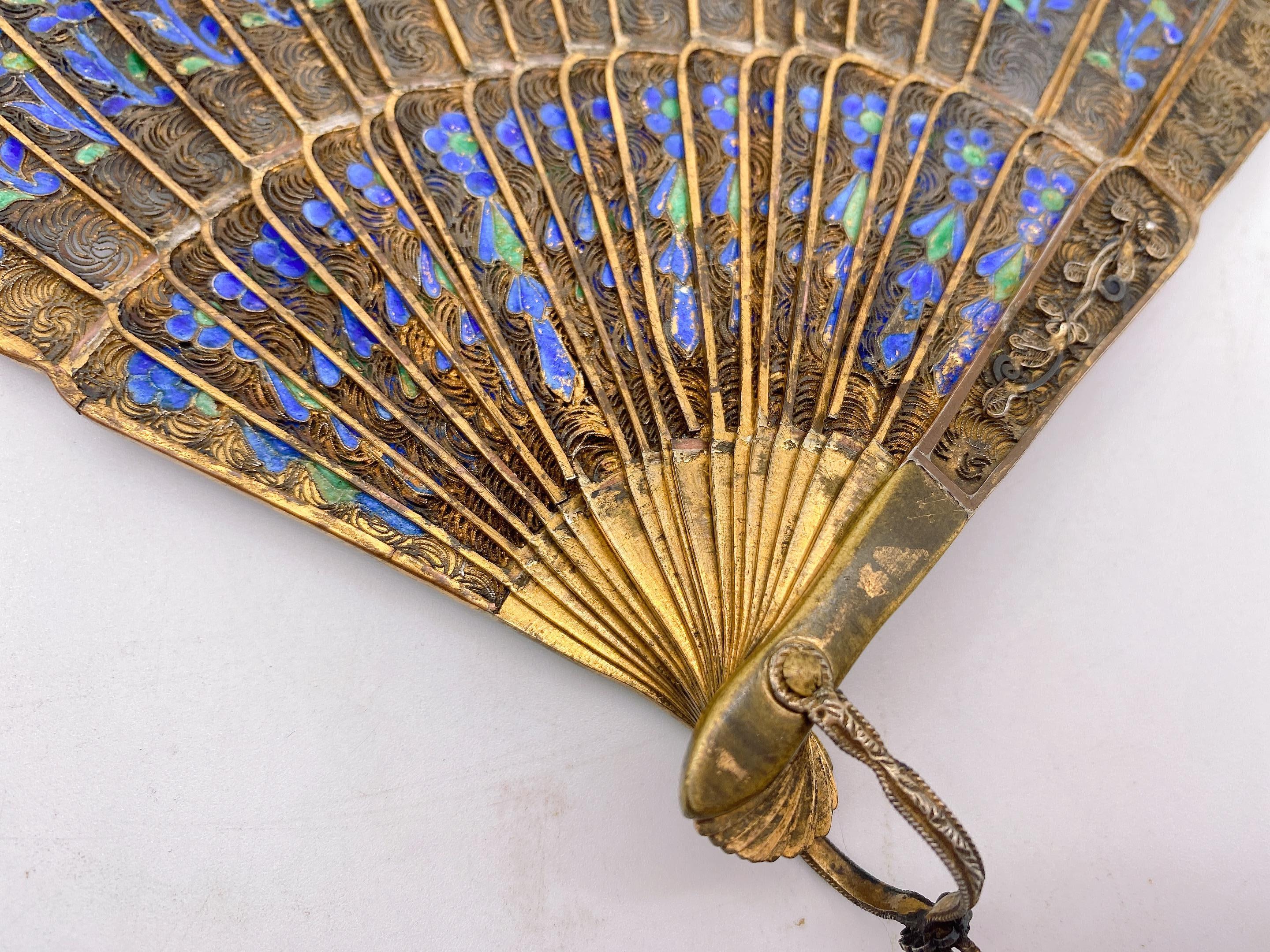 Rare Unique 17th Century Chinese Gilt Silver Filigree and Enamel Brise Fan For Sale 5
