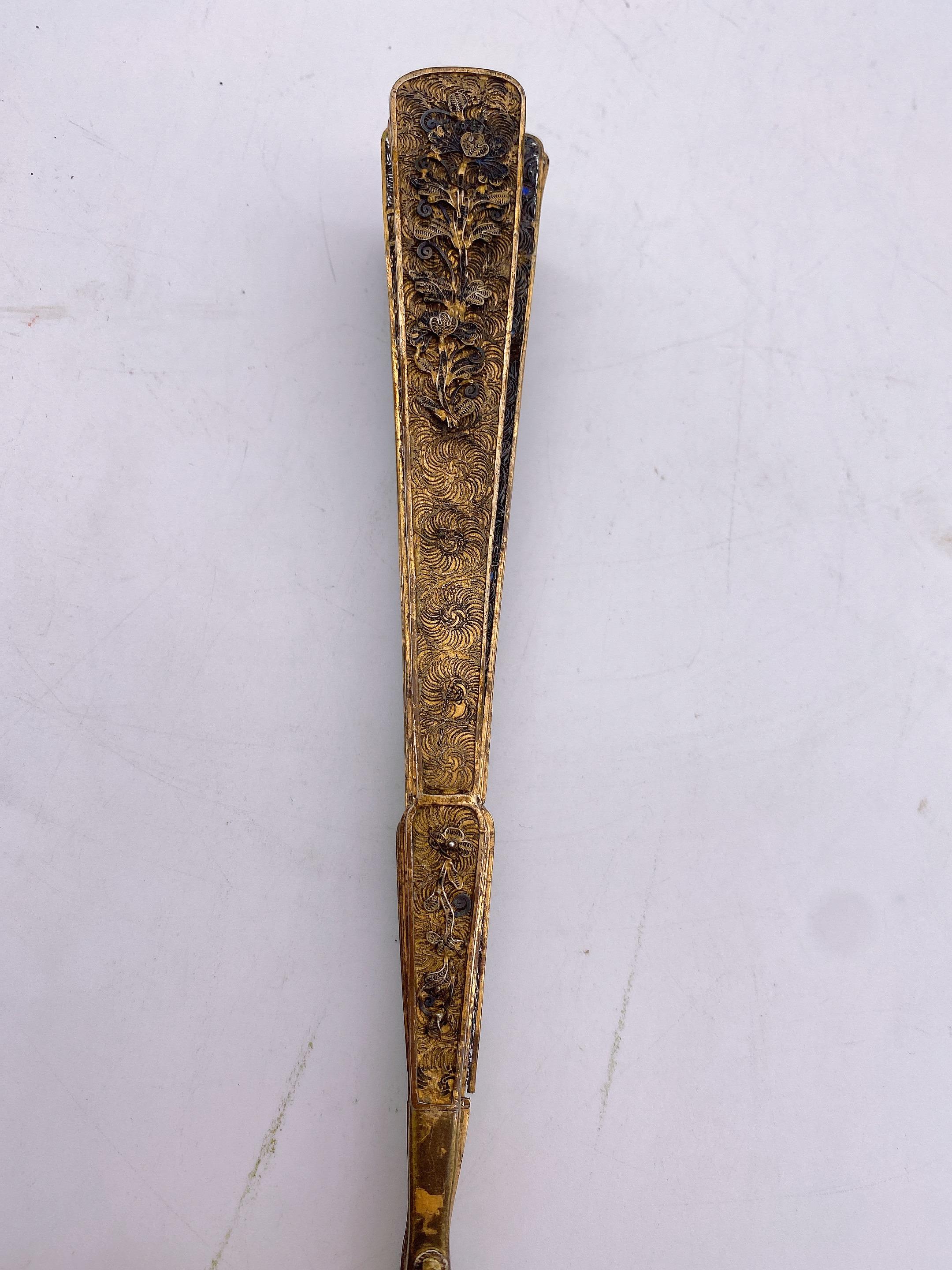 Rare Unique 17th Century Chinese Gilt Silver Filigree and Enamel Brise Fan For Sale 8