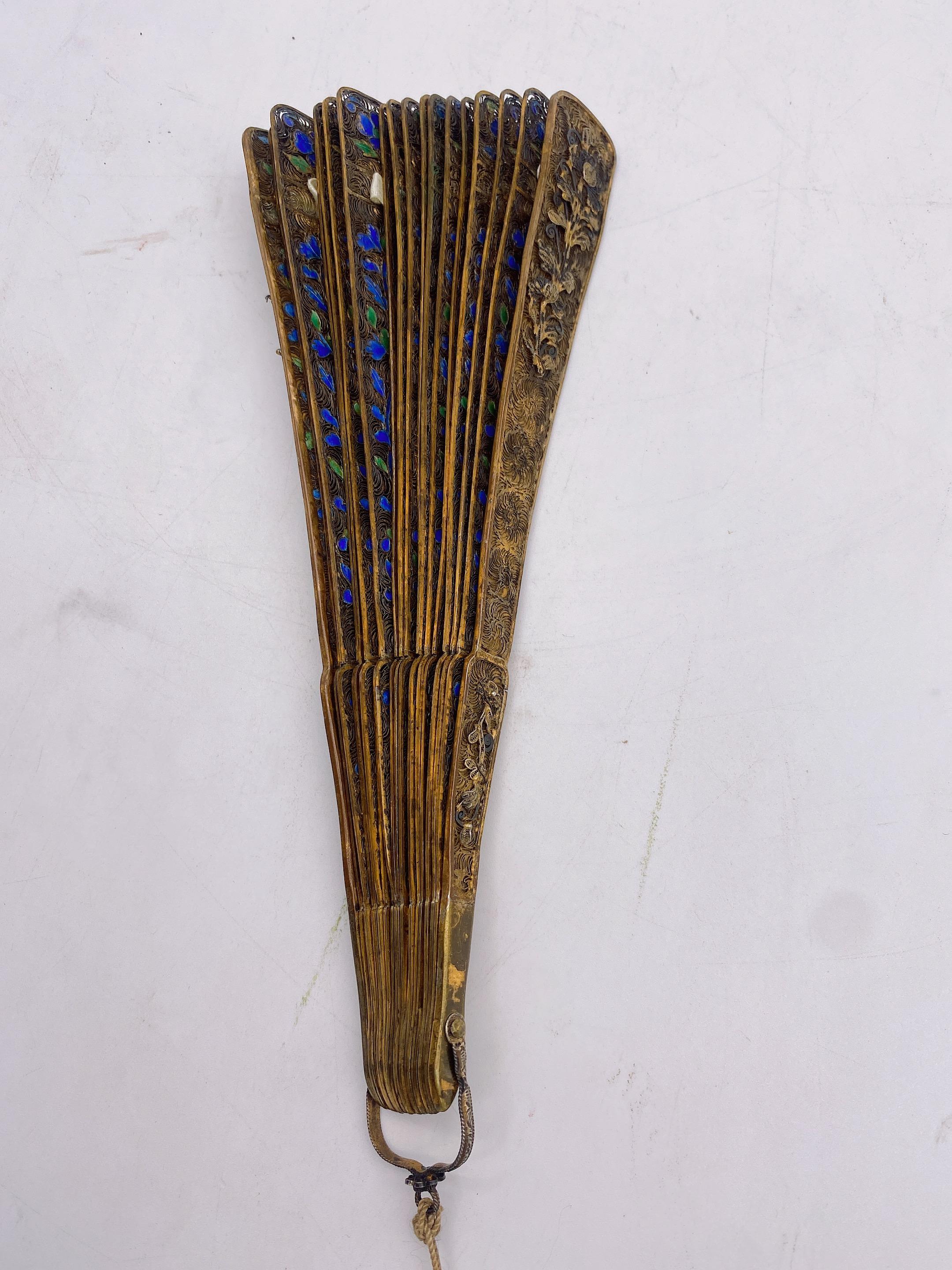 Rare Unique 17th Century Chinese Gilt Silver Filigree and Enamel Brise Fan For Sale 12