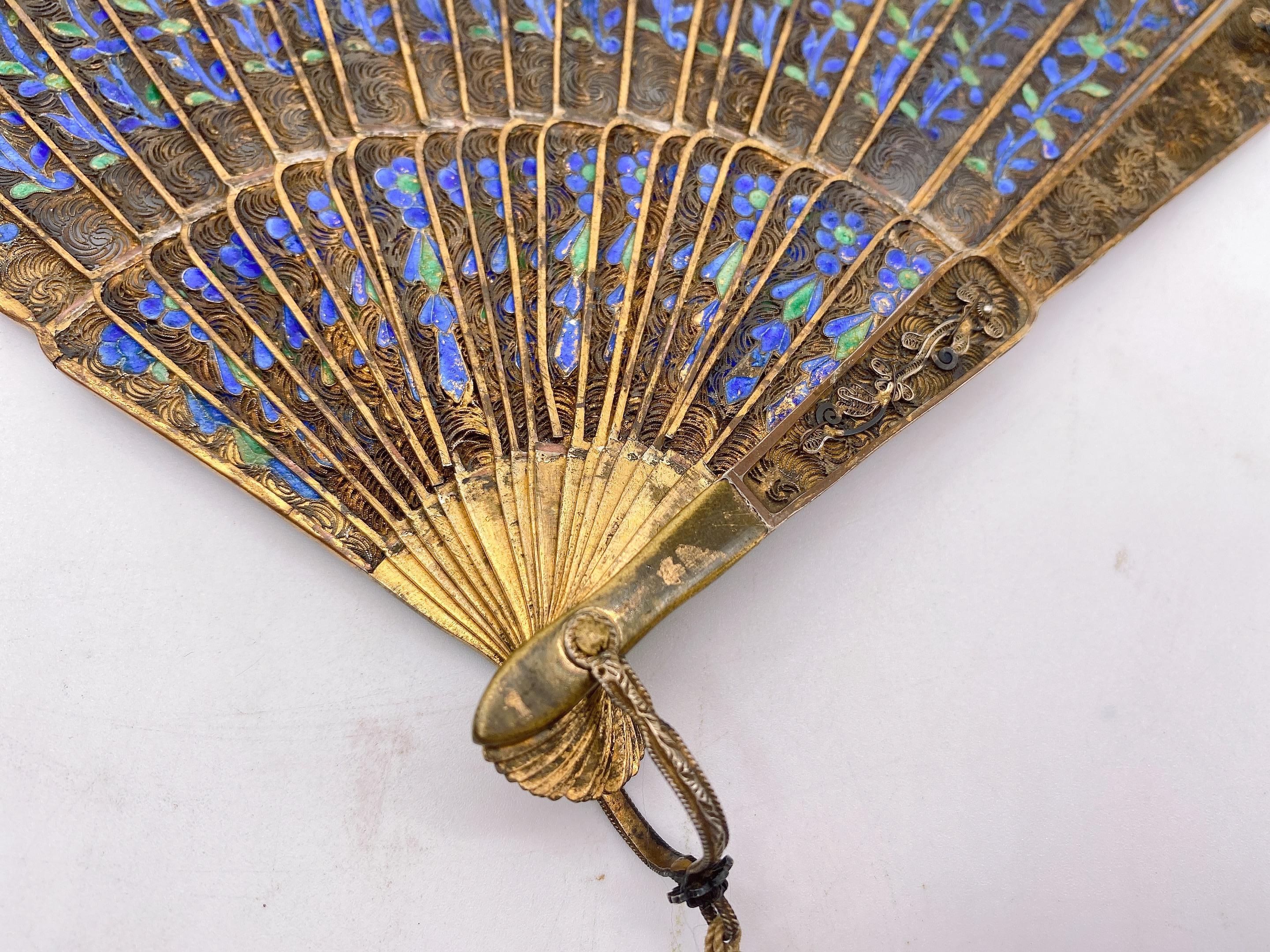 Rare Unique 17th Century Chinese Gilt Silver Filigree and Enamel Brise Fan For Sale 2
