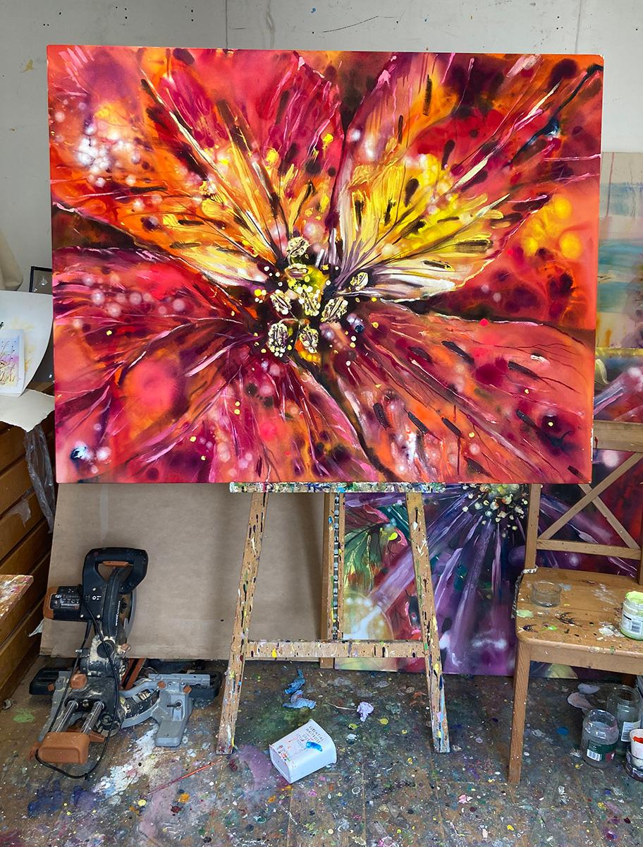 Alstroemère - Marron Landscape Painting par Rachael Dalzell