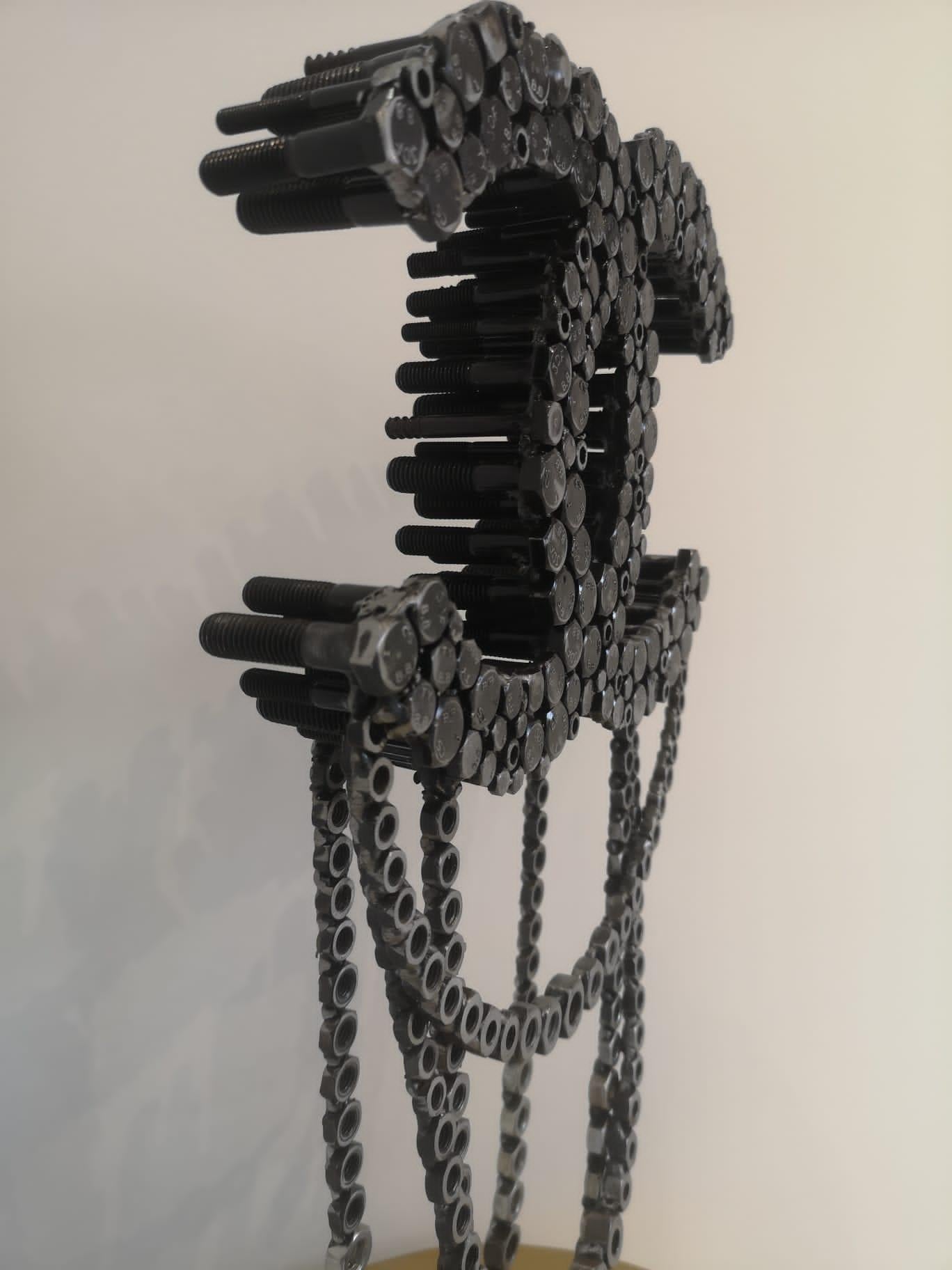 RACHEL B & ICON- Estatua Ch - Figurative Sculpture Gris de RACHEL BERGERET