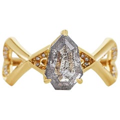 Rachel Boston 18 karat Yellow Gold Grey Geometric Cut Diamond Engagement Ring
