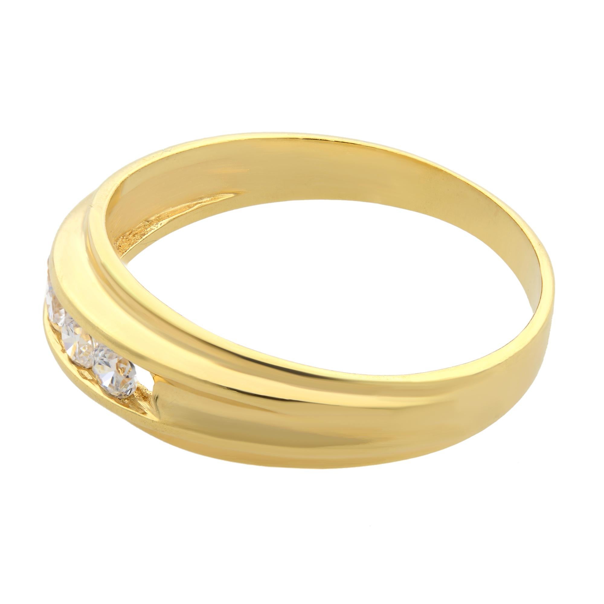Rachel Koen 0.25Cttw Diamond Band Ring 18K Yellow Gold In Excellent Condition For Sale In New York, NY