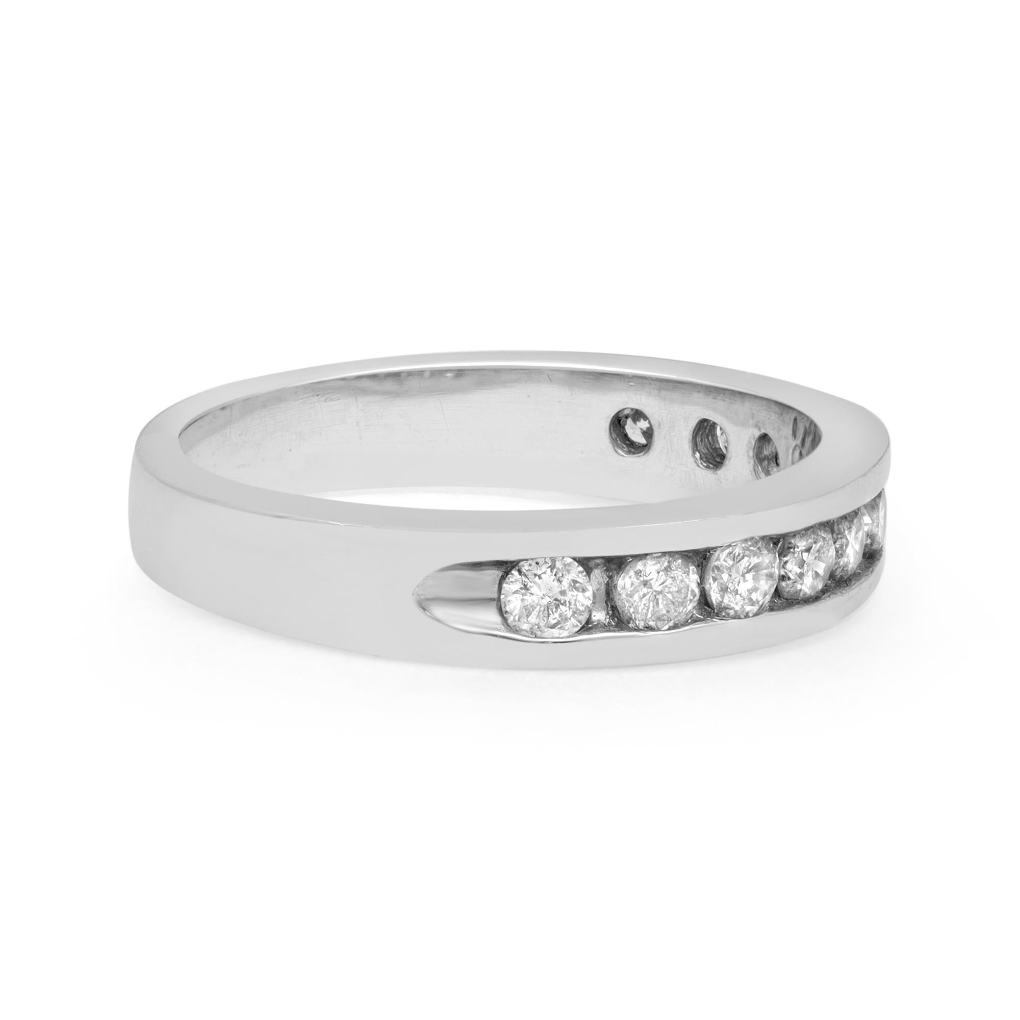 Modern Rachel Koen 0.50cttw Round Cut Diamond Wedding Band Ring Platinum For Sale