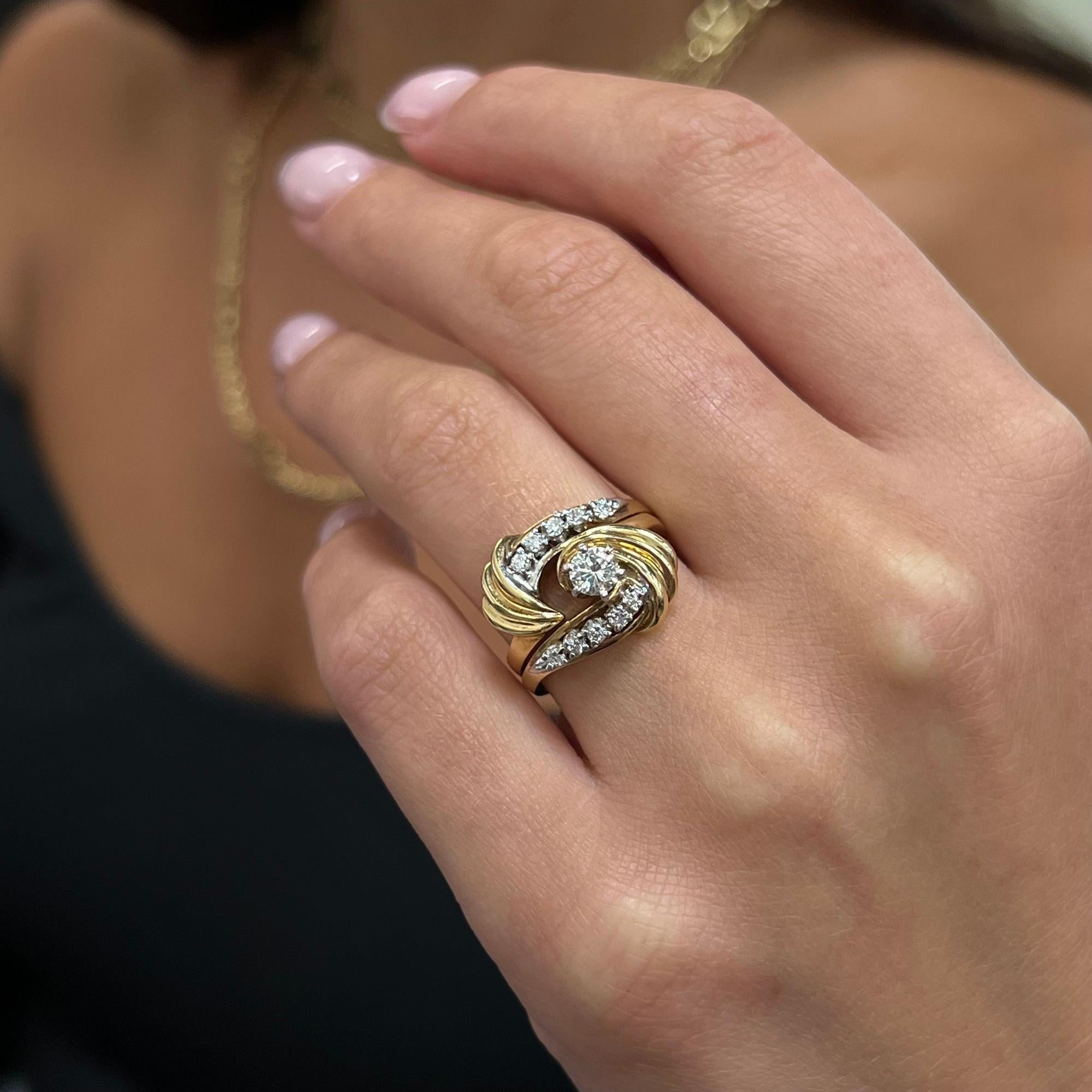 Rachel Koen 0.60Cttw Runde Diamant Verlobungsring Set 14K Gelbgold Größe 6.25 im Zustand „Hervorragend“ im Angebot in New York, NY
