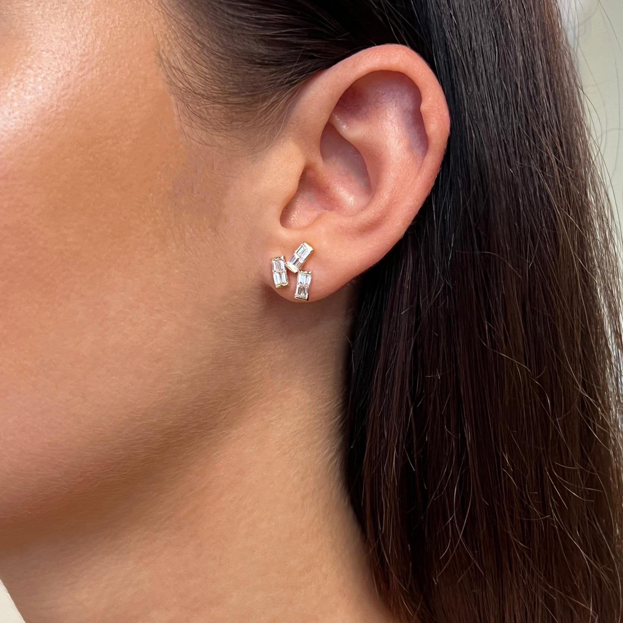 Rachel Koen 0.83Cttw Baguette Cut Diamond Stud Earrings 18K Yellow Gold In New Condition For Sale In New York, NY