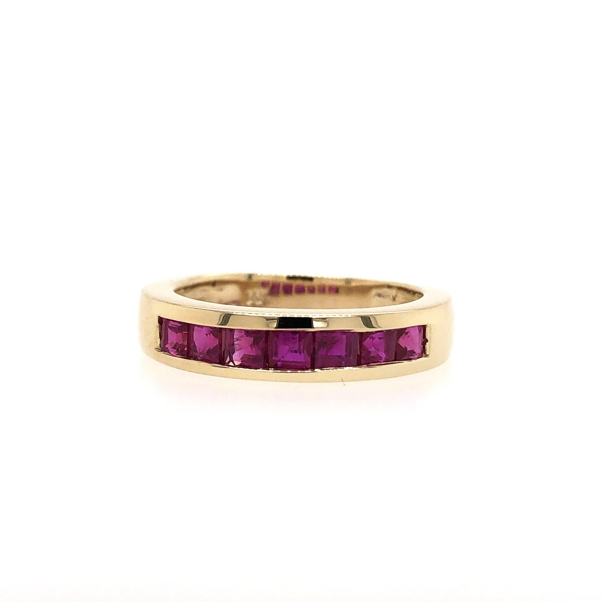 Rachel Koen 0.84cttw Princess Cut Pink Ruby Band Ring 14K Yellow Gold In New Condition In New York, NY