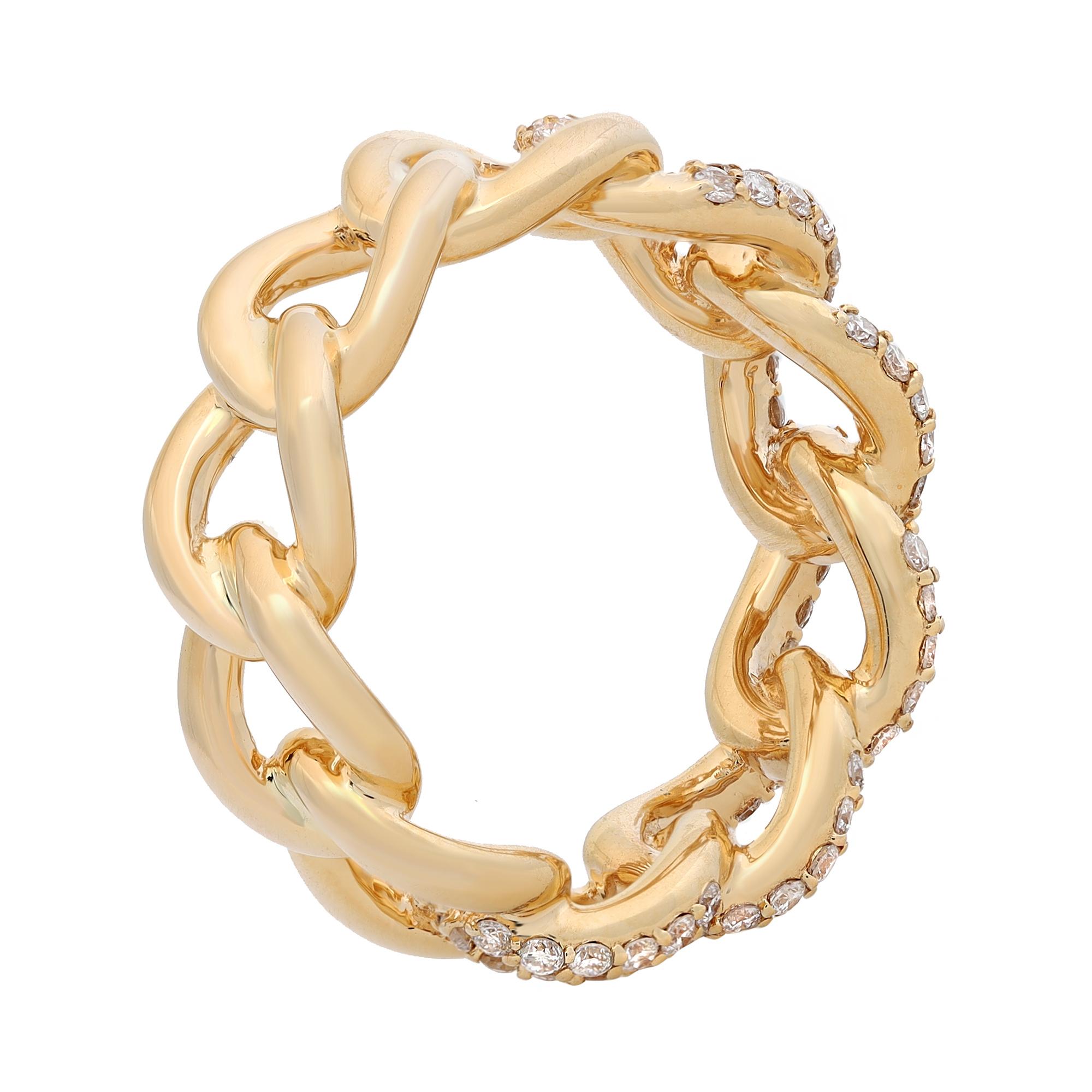 This classic yet elegant chain link ring band features pave set round brilliant cut diamonds encrusted halfway through the ring. Crafted in high polished 18k yellow gold. Total diamond weight: 0.95 carat. Diamond quality: Color G-H and Clarity