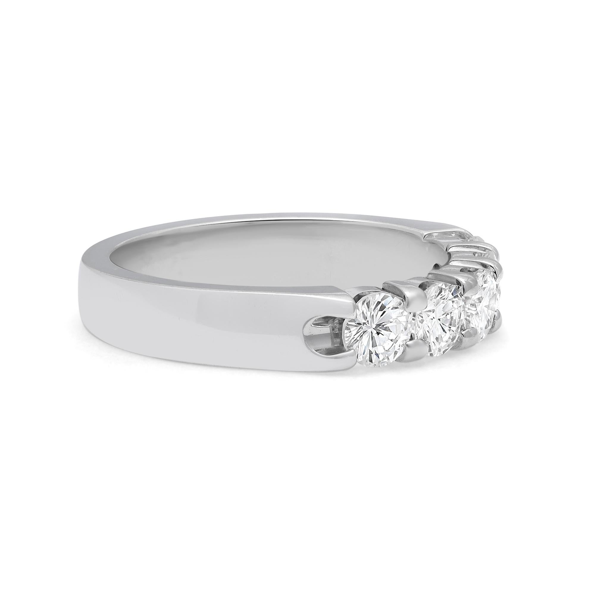 Modern Rachel Koen 1.00Cttw Round Cut Diamond Wedding Band Ring 14K White Gold For Sale