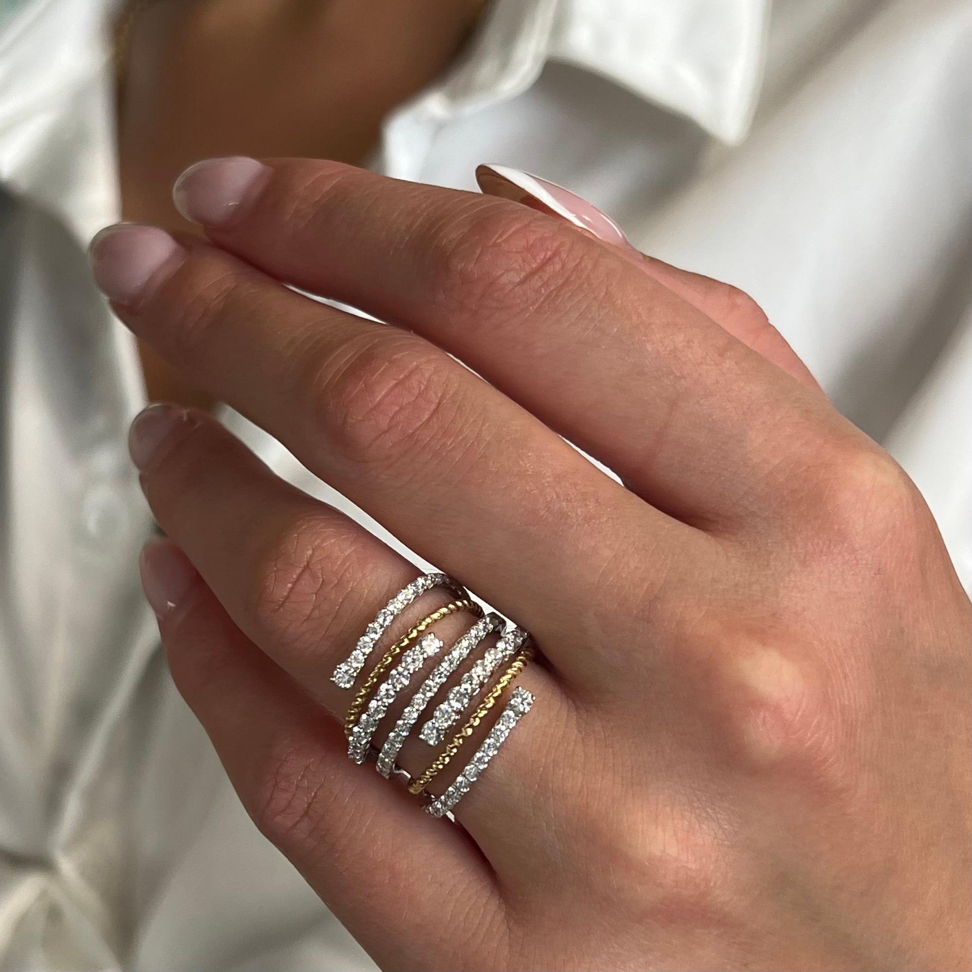 Women's Rachel Koen 1.19Cttw Round Cut Diamond Band Ring 18K Yellow & White Gold For Sale