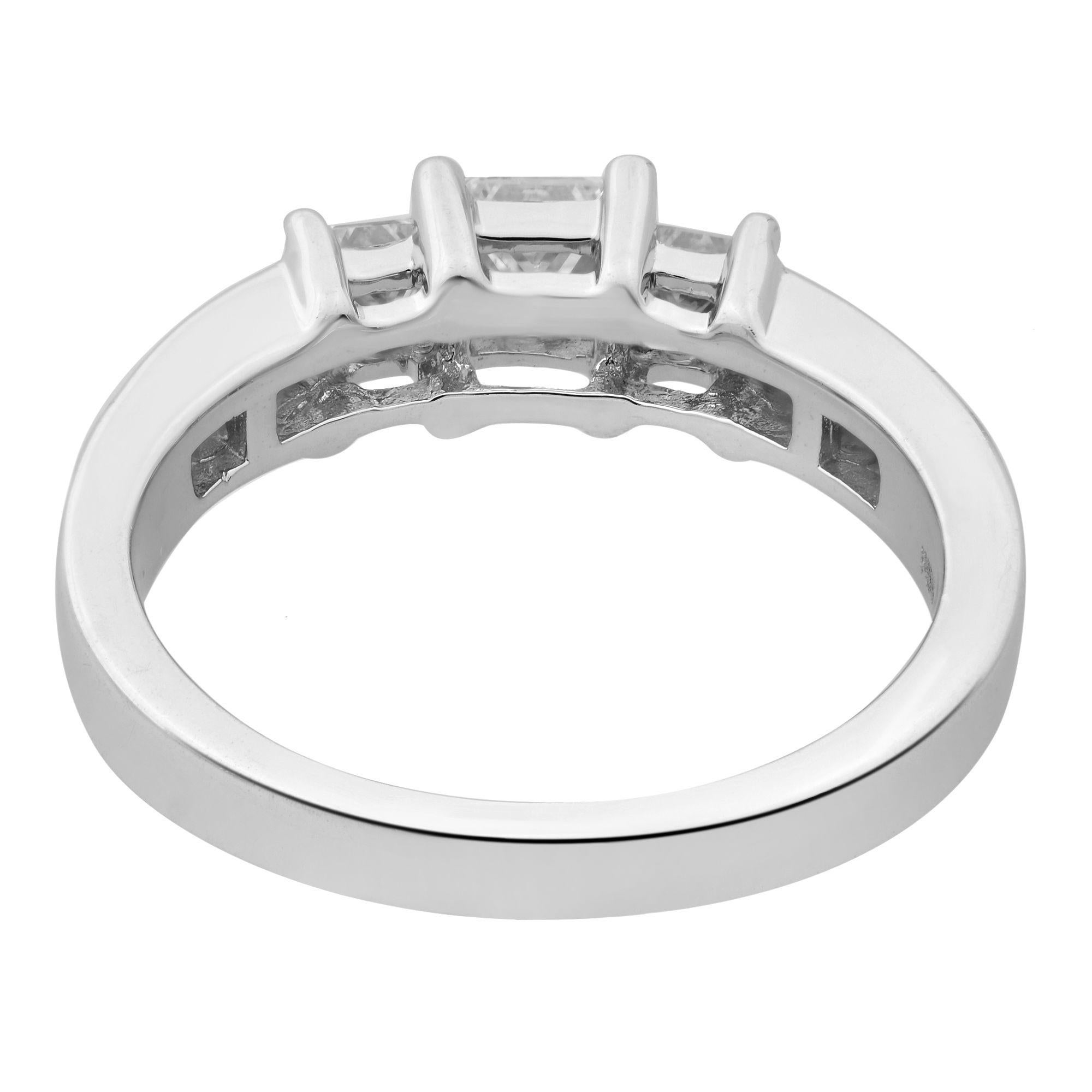 Women's Rachel Koen 14 Karat Gold Three-Stone Princess Cut Engagement Ring 1.46 Carat For Sale