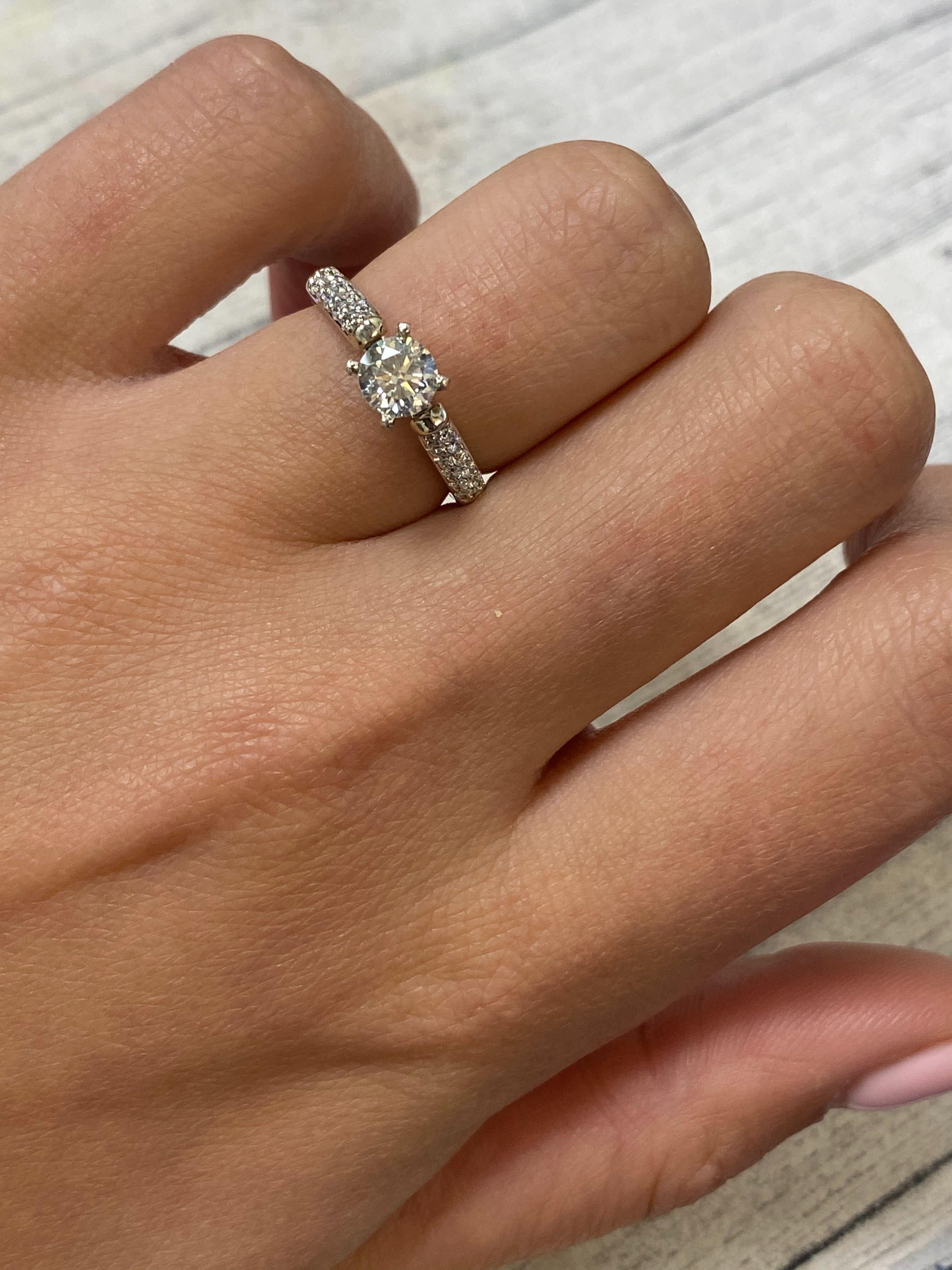 Rachel Koen 14 Karat White Gold Round Cut Diamond Engagement Ring 0.75 Carat For Sale 1