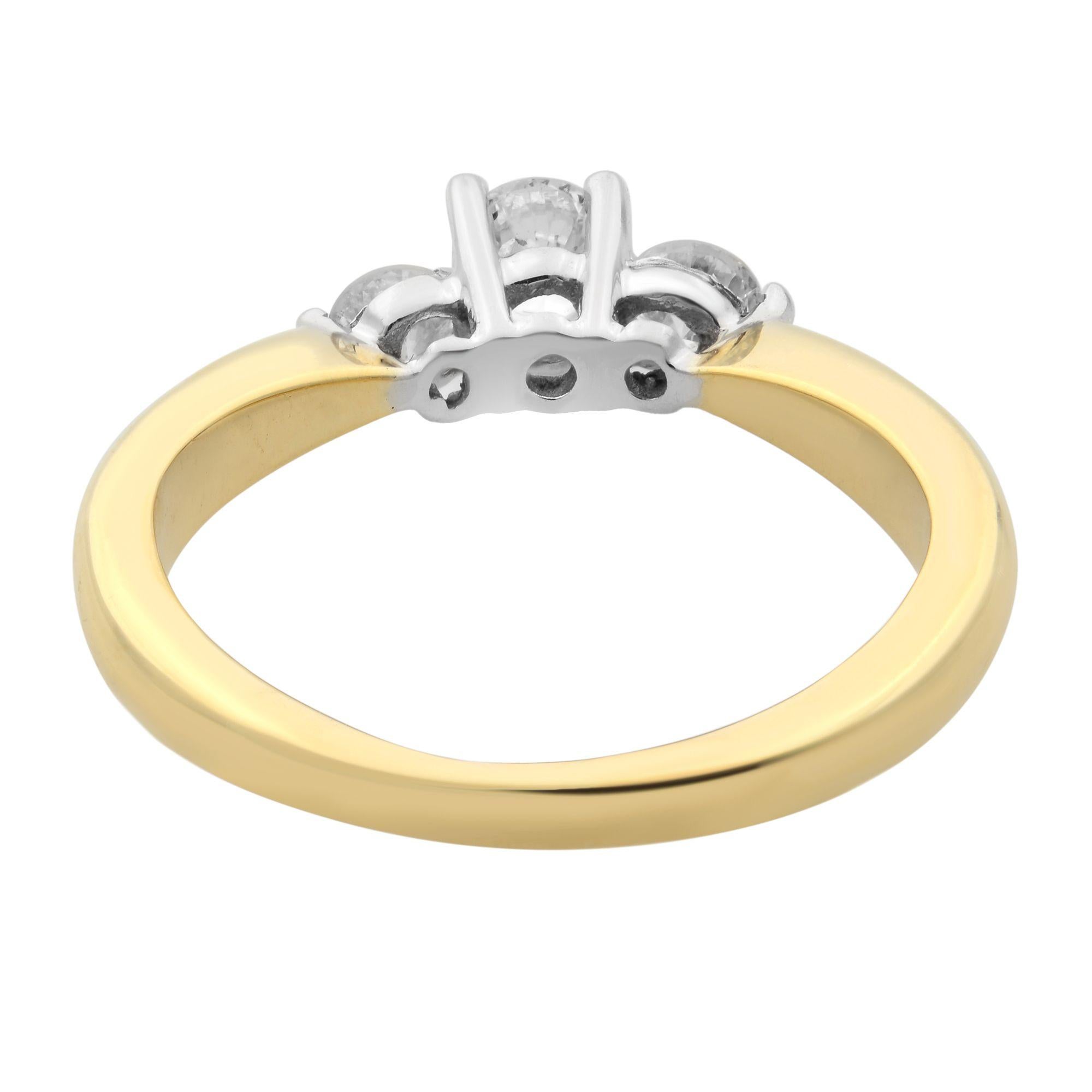 Rachel Koen, bague en or jaune et blanc 14 carats à trois pierres et diamants 0,40 carat Excellent état - En vente à New York, NY
