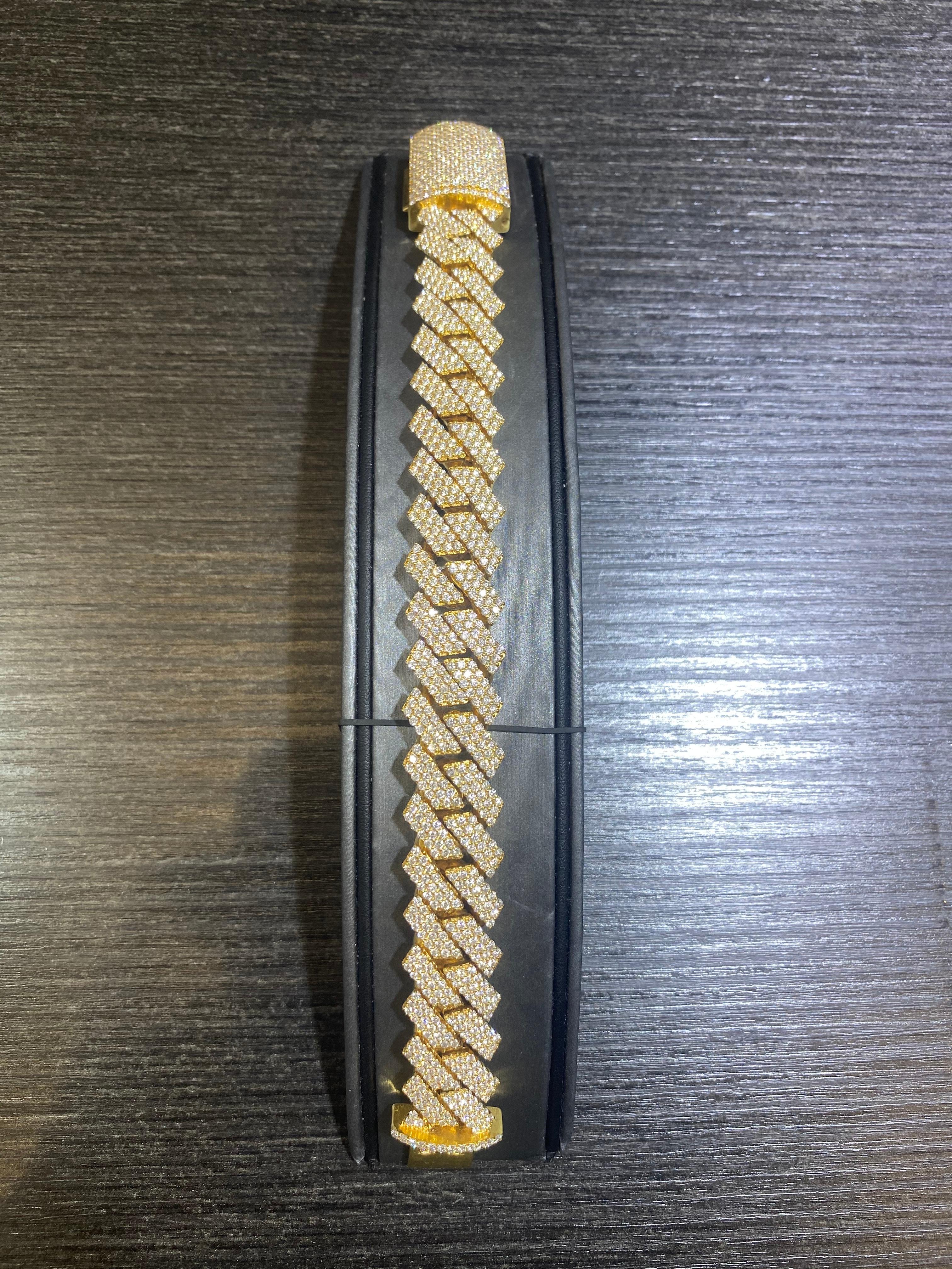 Rachel Koen 14 Karat Yellow Gold Diamond Cuban Link Bracelet 16.50 Carat For Sale 3