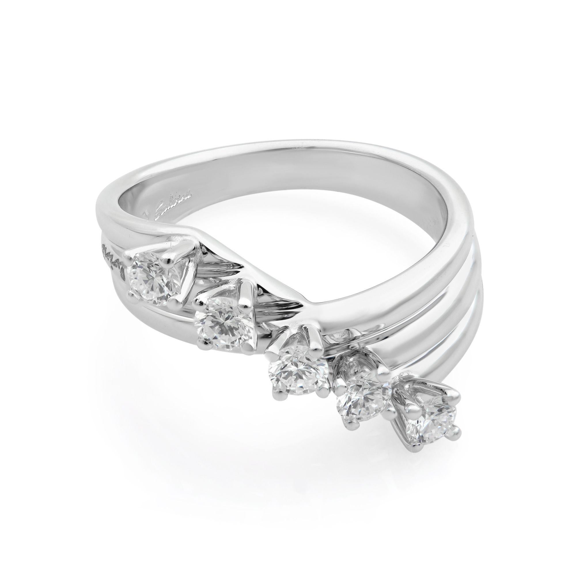 Modern Rachel Koen 18 Karat White Gold Diamond Fashion Ring 0.60 Carat For Sale