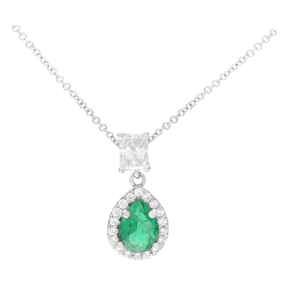 Rachel Koen 18K Yellow Gold Pear Shape Green Emerald Diamond Ring For ...