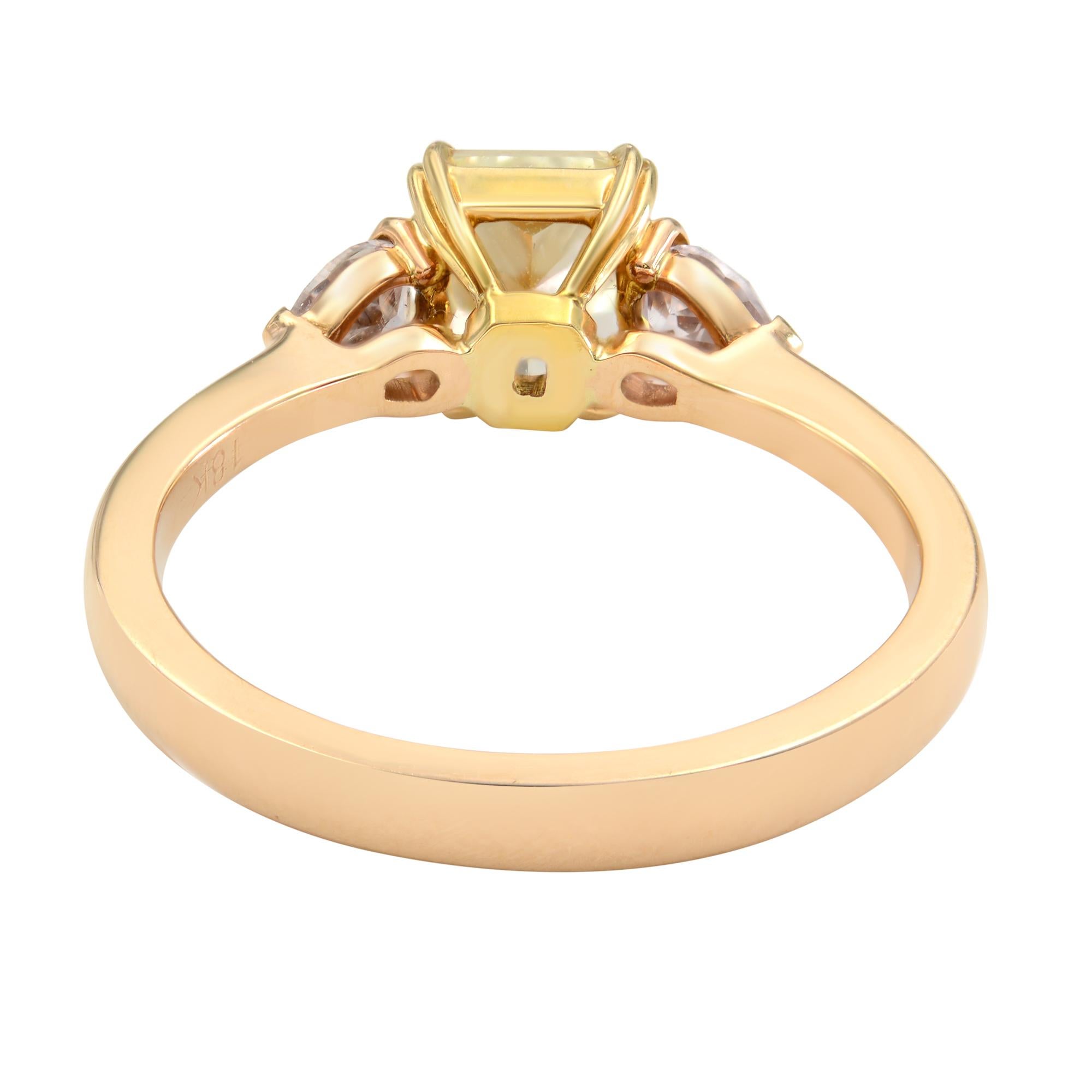 Modern Rachel Koen 18K Yellow Gold Asscher and Pear Shaped Three-Stone Ring 1.37 Carat For Sale