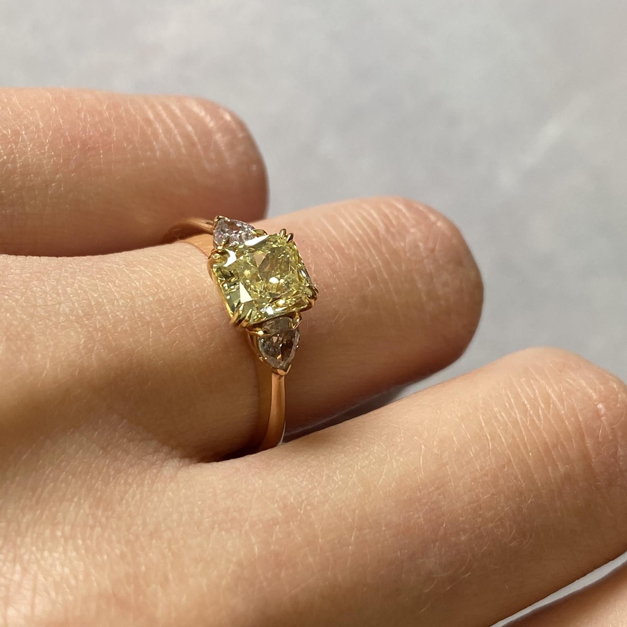 Rachel Koen 18K Yellow Gold Asscher and Pear Shaped Three-Stone Ring 1.37 Carat 1