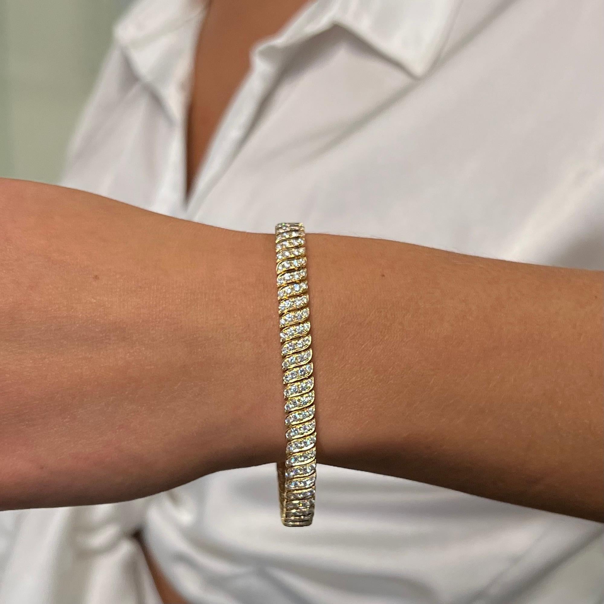 Rachel Koen 3,80 Gesamtkaratgewicht Rundschliff Diamant-Armband 18K Gelbgold Damen im Angebot