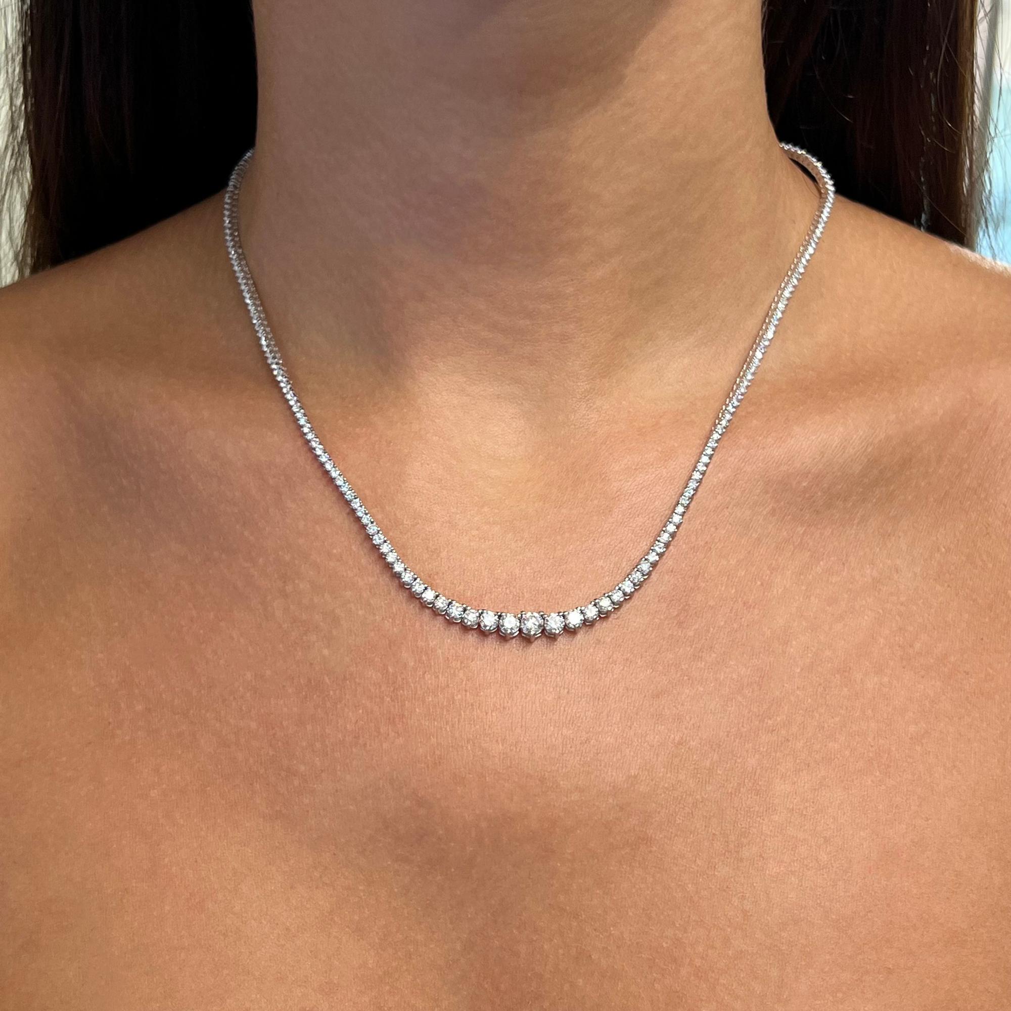 Rachel Koen 6.00Cttw Graduated Round Cut Diamond Tennis Necklace 18K White Gold In New Condition For Sale In New York, NY