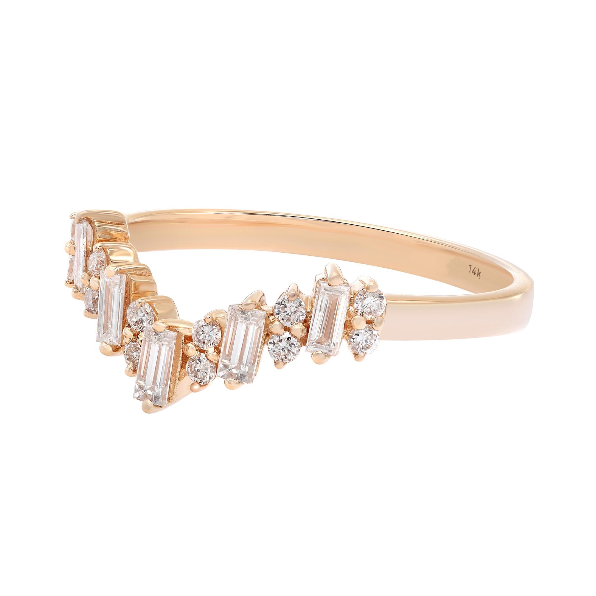 This beautiful diamond V shape ring is a perfect fit for any occasion. Crafted in 14K rose gold, it features 5 pieces of baguette cut and 12 pieces of round cut diamonds in prong setting. The total diamond weight is 0.29cts. Diamond color G-H and