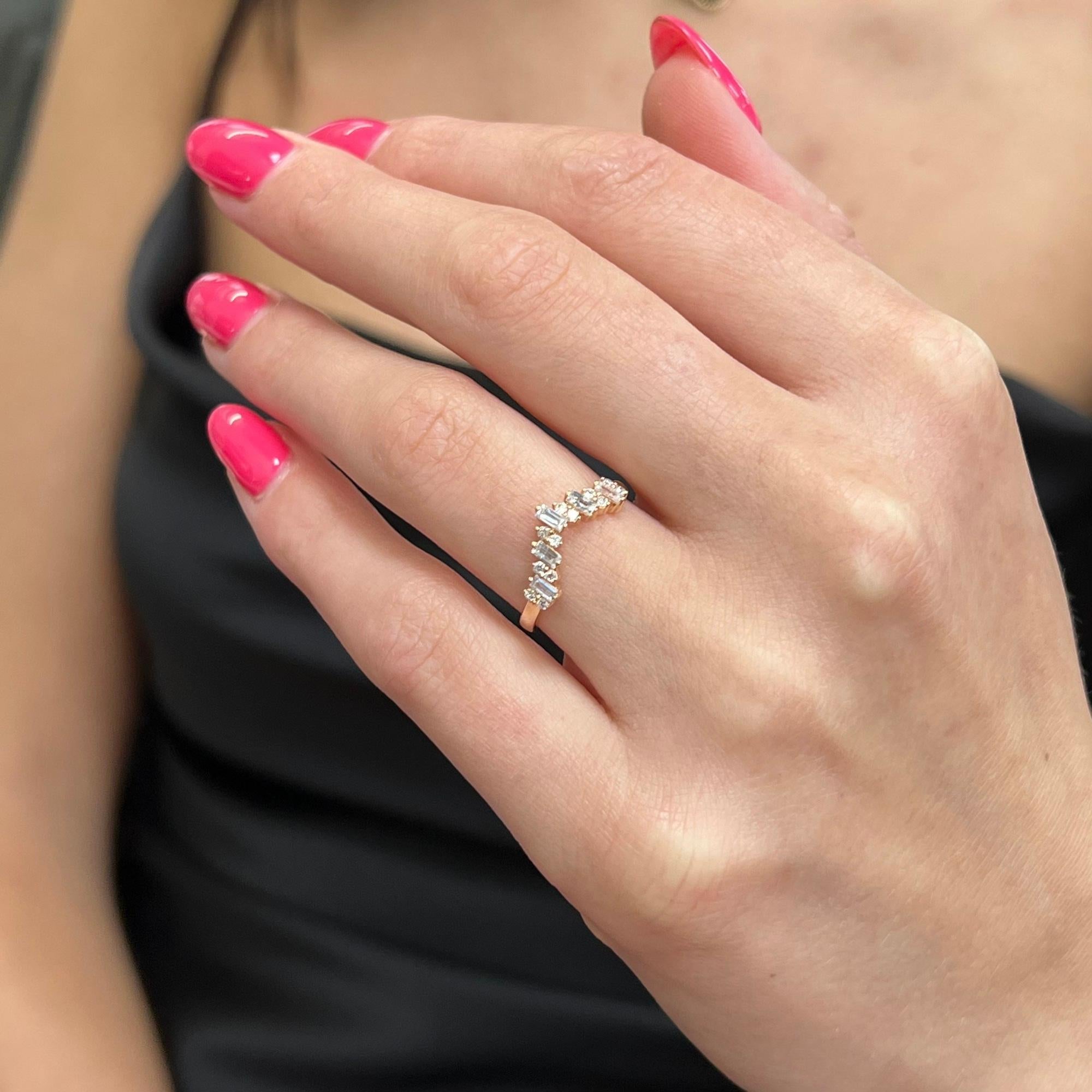 Rachel Koen Baguette Round Cut Diamond V Shape Ring 14K Rose Gold 0.29Cttw In New Condition For Sale In New York, NY