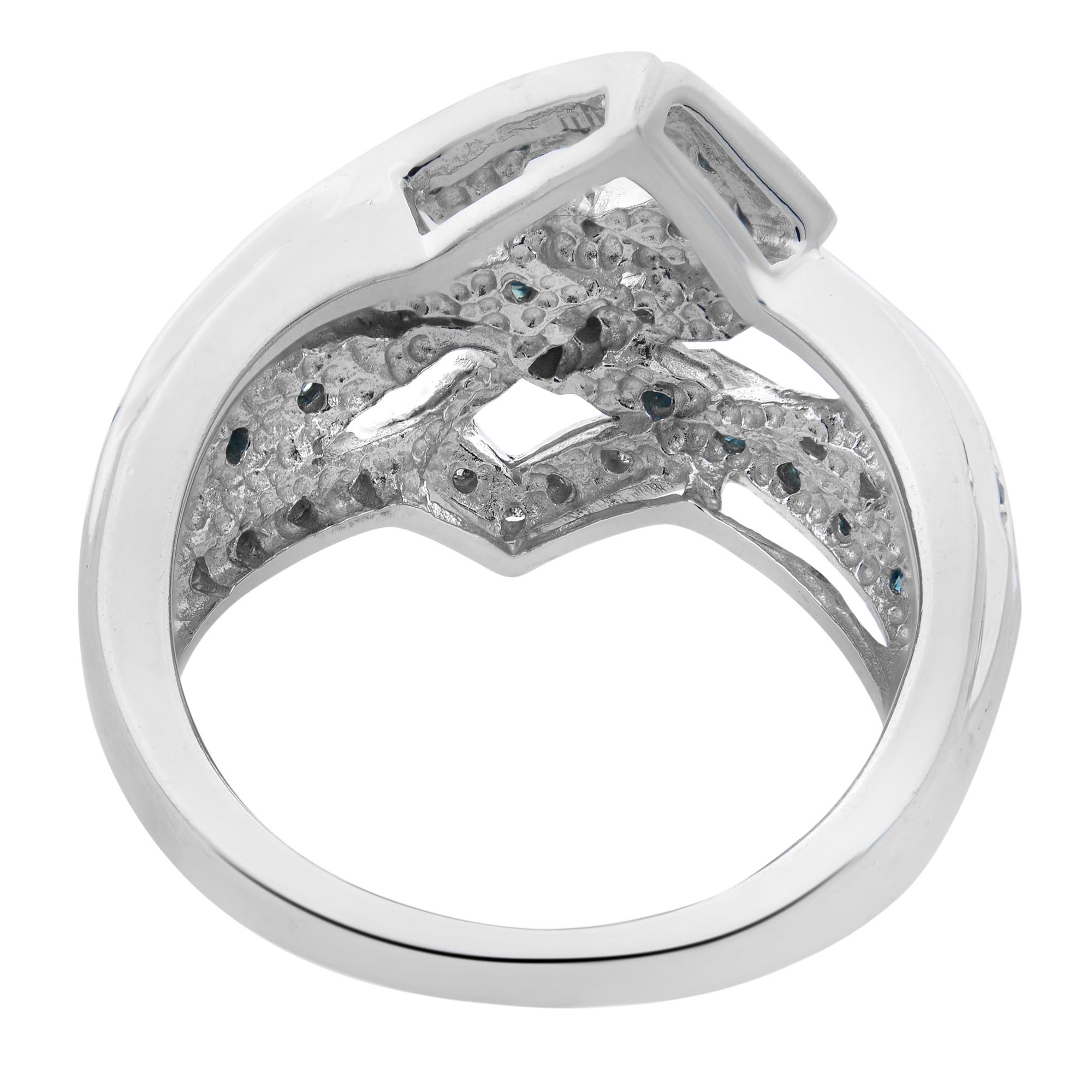 Modern Rachel Koen Blue and White Diamonds Cocktail Ring 10K White Gold 1.00cttw For Sale