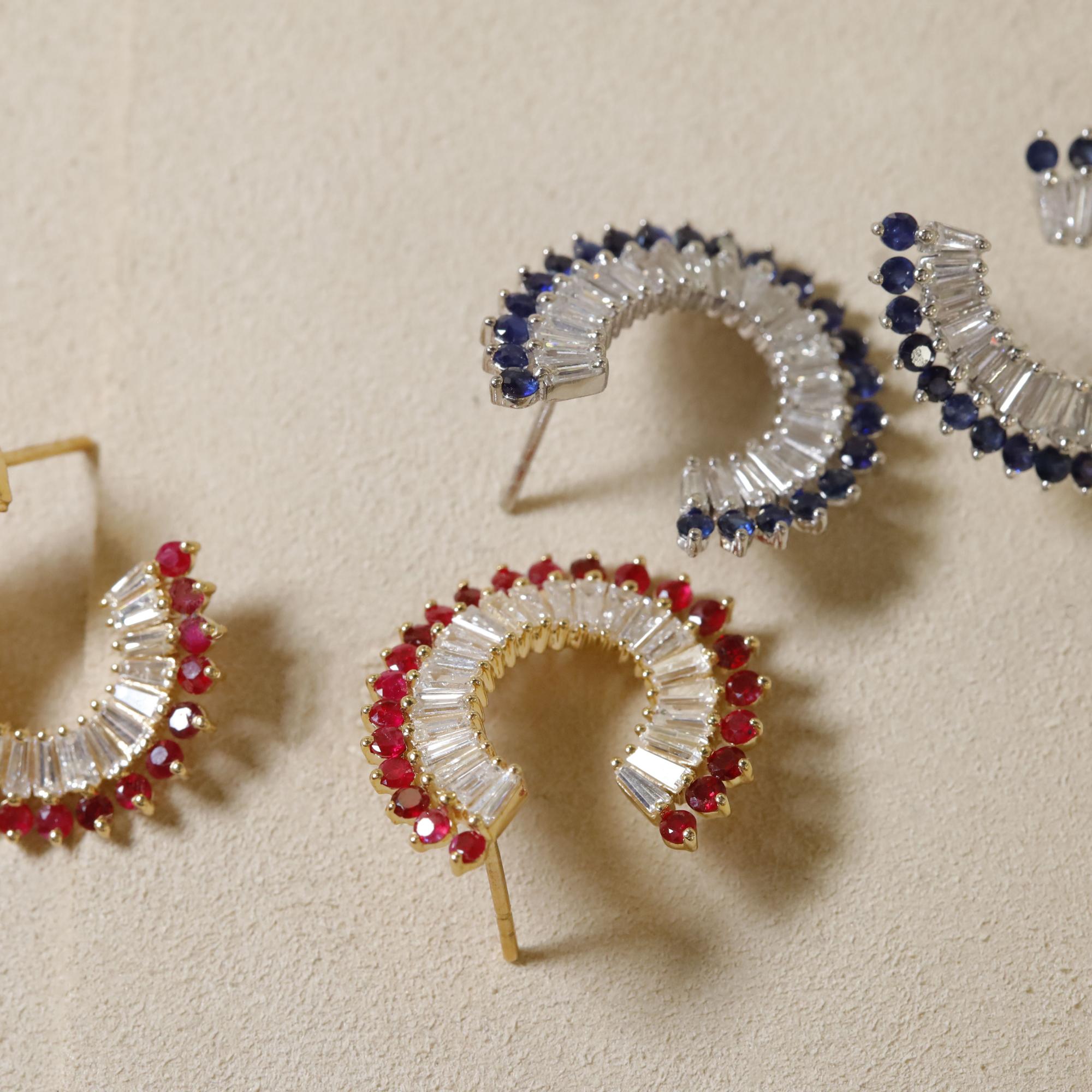 Rachel Koen Blue Sapphire & Diamond Hoop Earrings 14K White Gold In New Condition For Sale In New York, NY