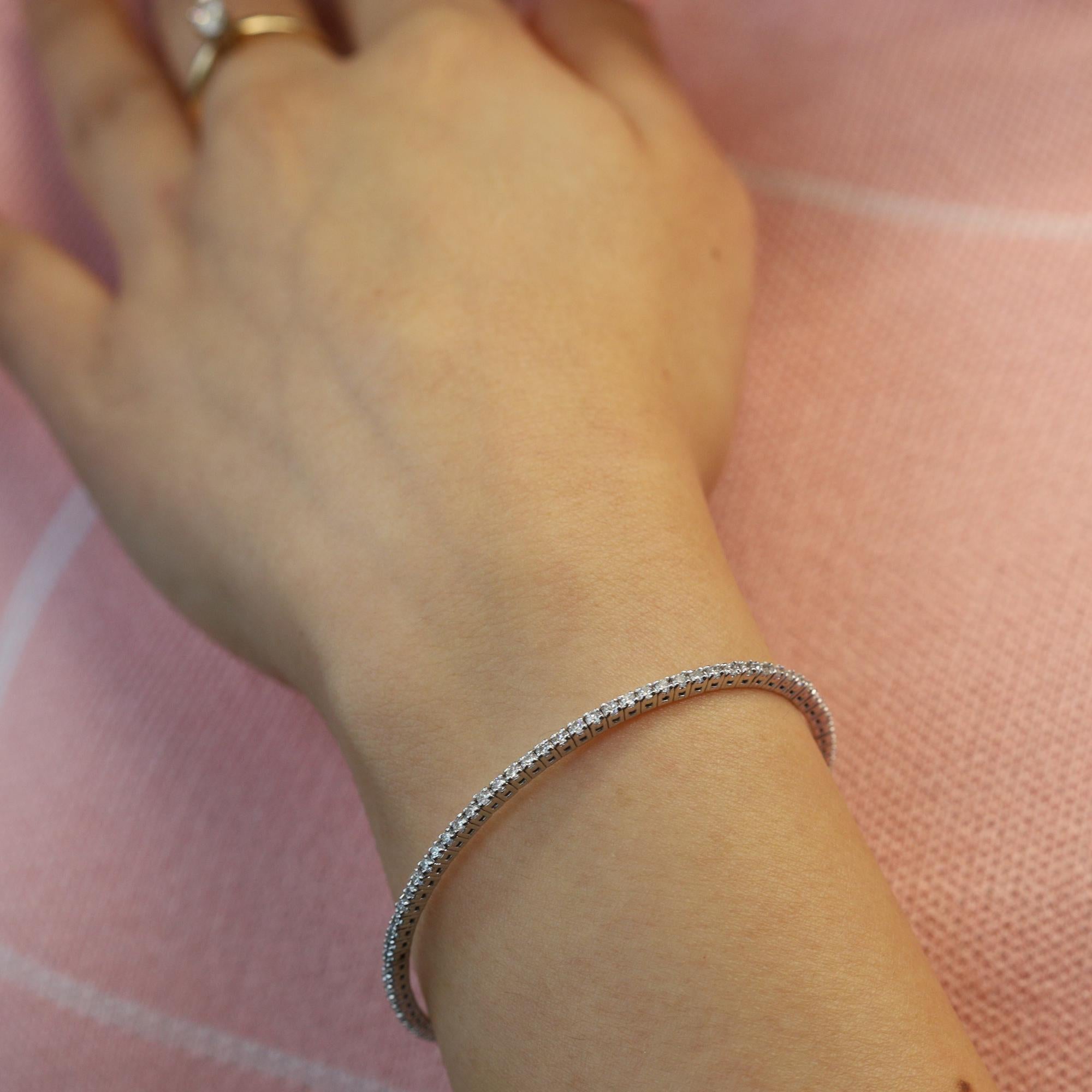 Round Cut Rachel Koen Diamond Flexible Bangle Bracelet Prong Set 14K White Gold 2.00cttw For Sale