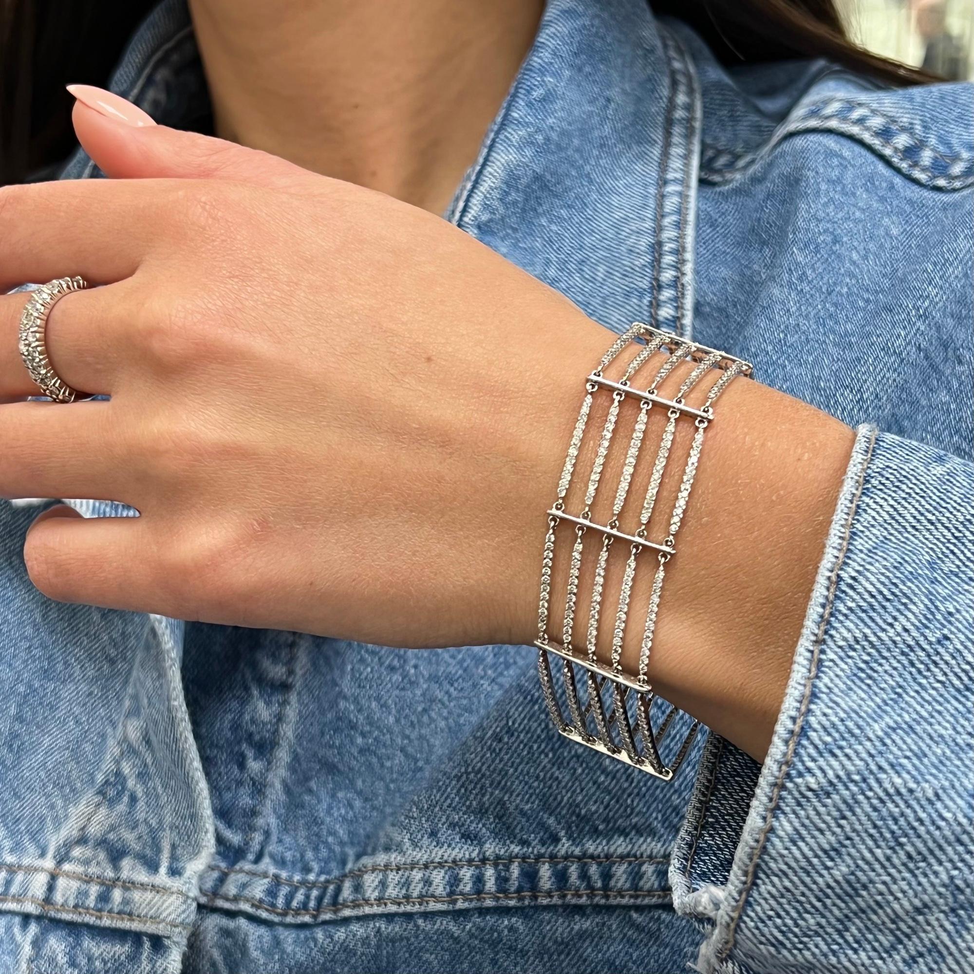 Taille ronde Rachel Koen Bracelet fait main en or blanc 18 carats et diamants de 18,25 pouces en vente