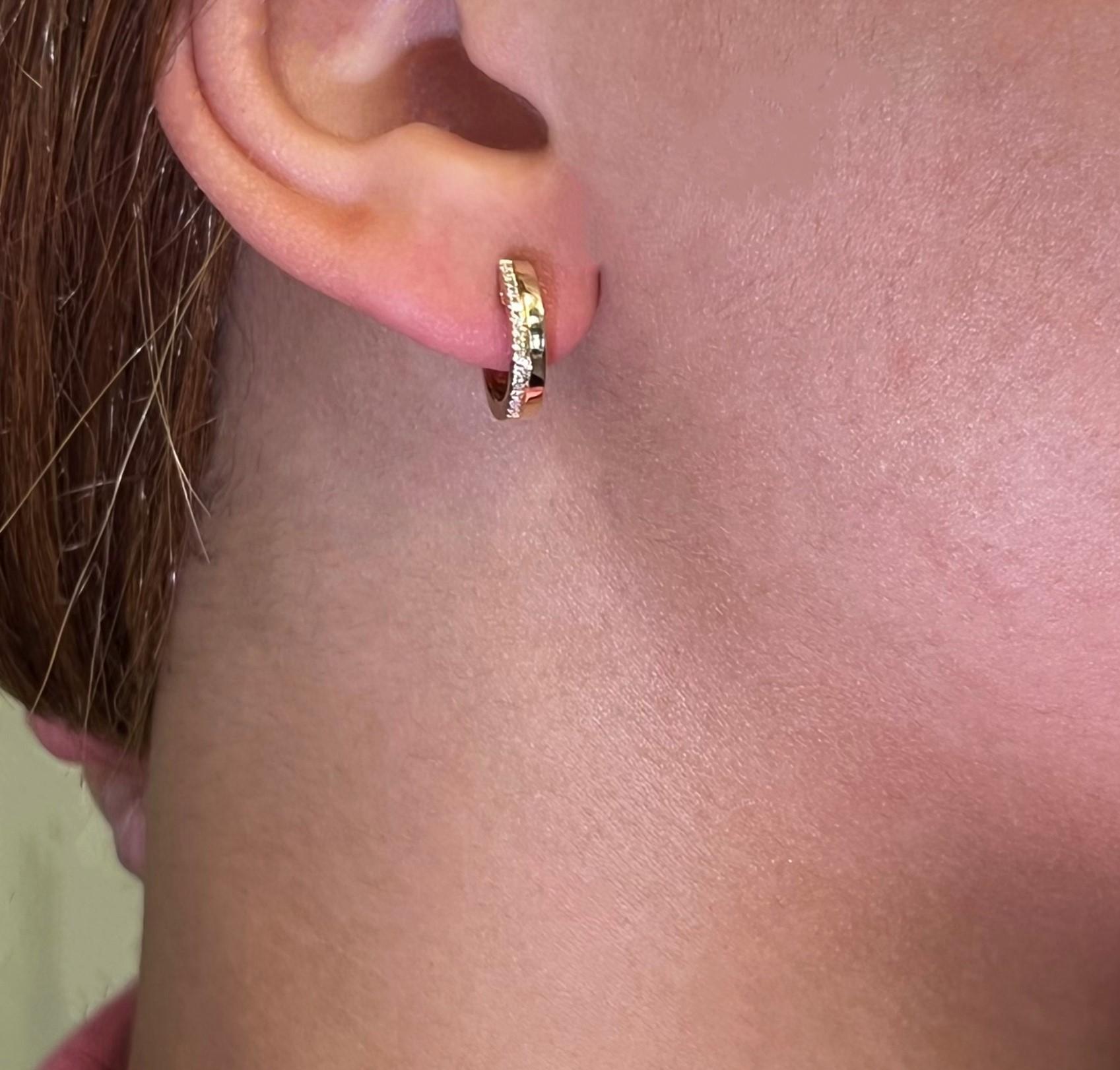 Modern Rachel Koen Diamond Huggie Earring 14K Yellow Gold 0.08Cttw For Sale