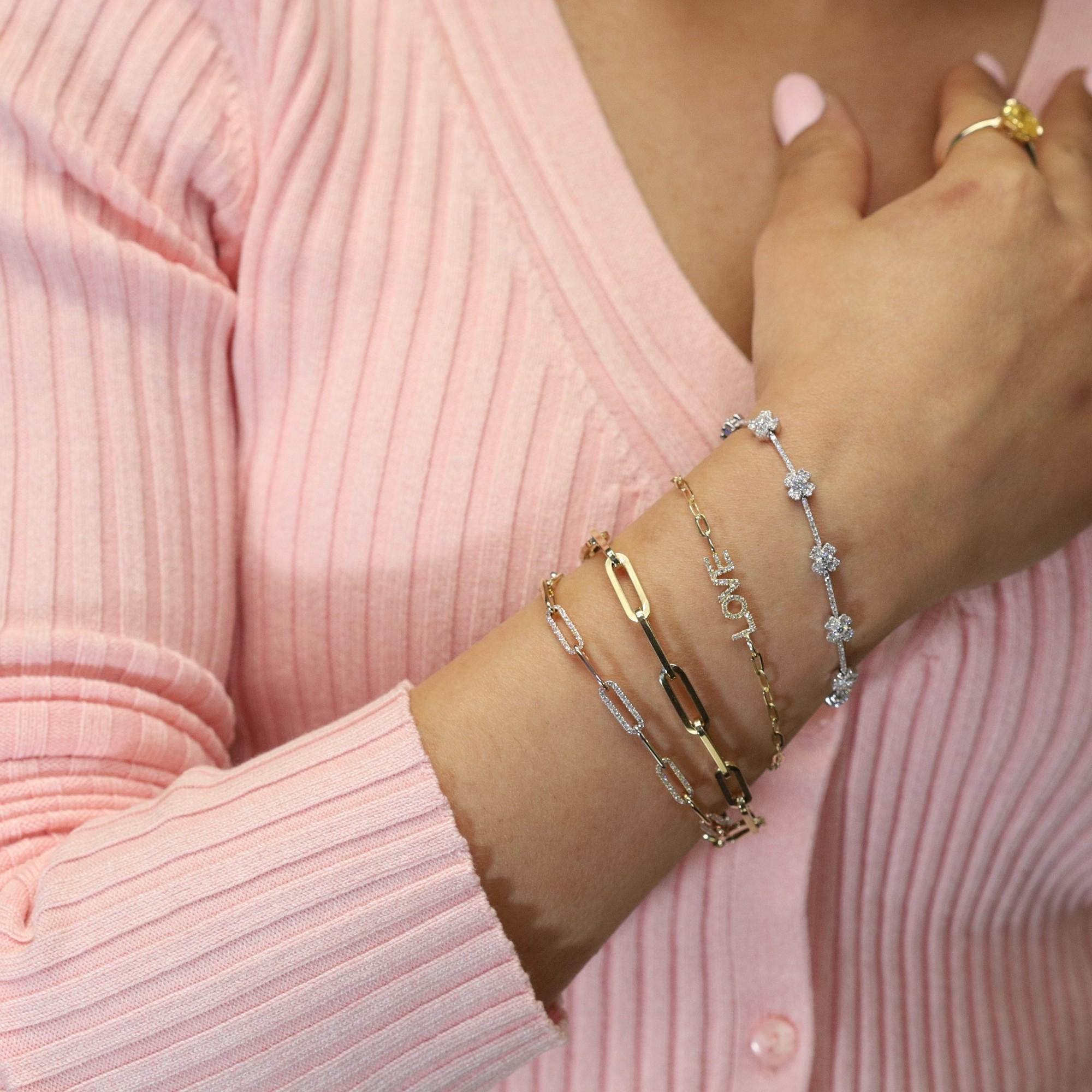 Modern Rachel Koen Diamond Love Paper Clip Link Bracelet 14K Yellow Gold 0.12cttw For Sale
