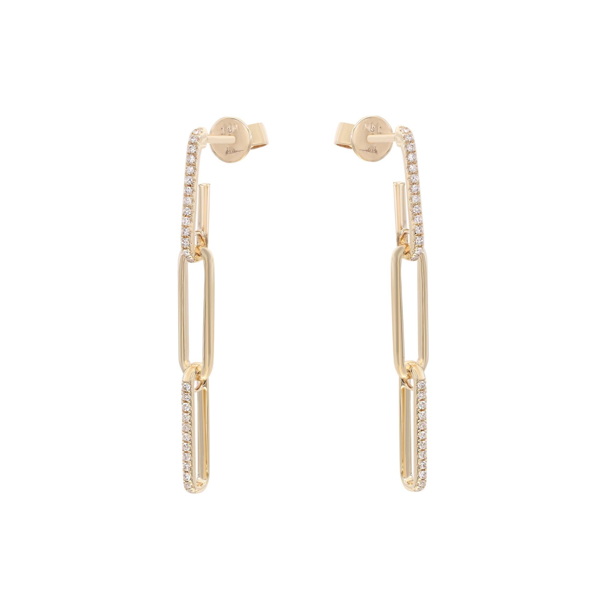 Certain to delight, this beautiful statement piece is perfect for day or night. Crafted in high polished 14k yellow gold. These paper clip links are designed in the latest fashion trend with alternating pave set round cut diamonds weighing 0.17cttw.