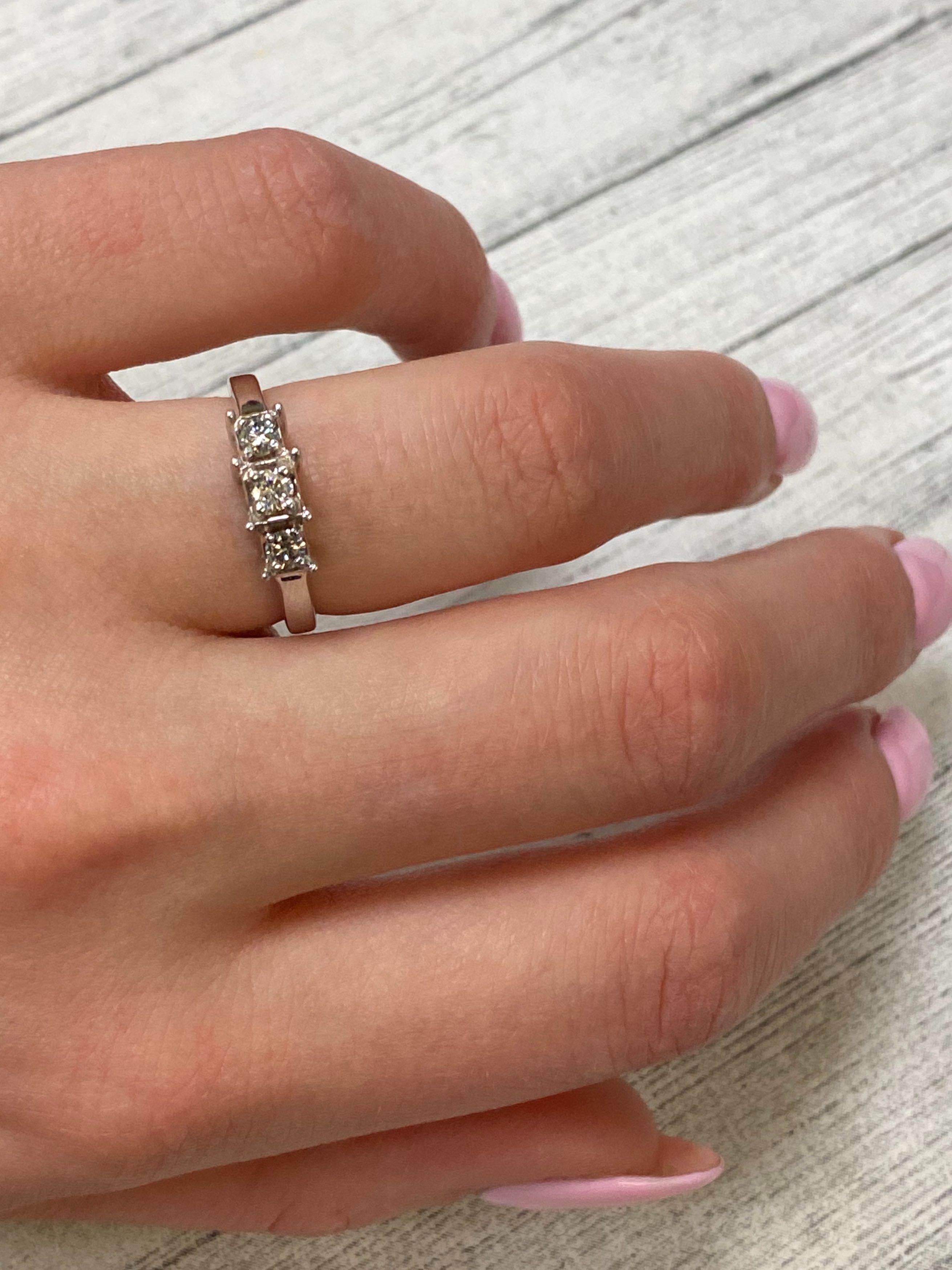Women's Rachel Koen Diamond Three Stone Engagement Ring 14K White Gold 0.50cttw For Sale