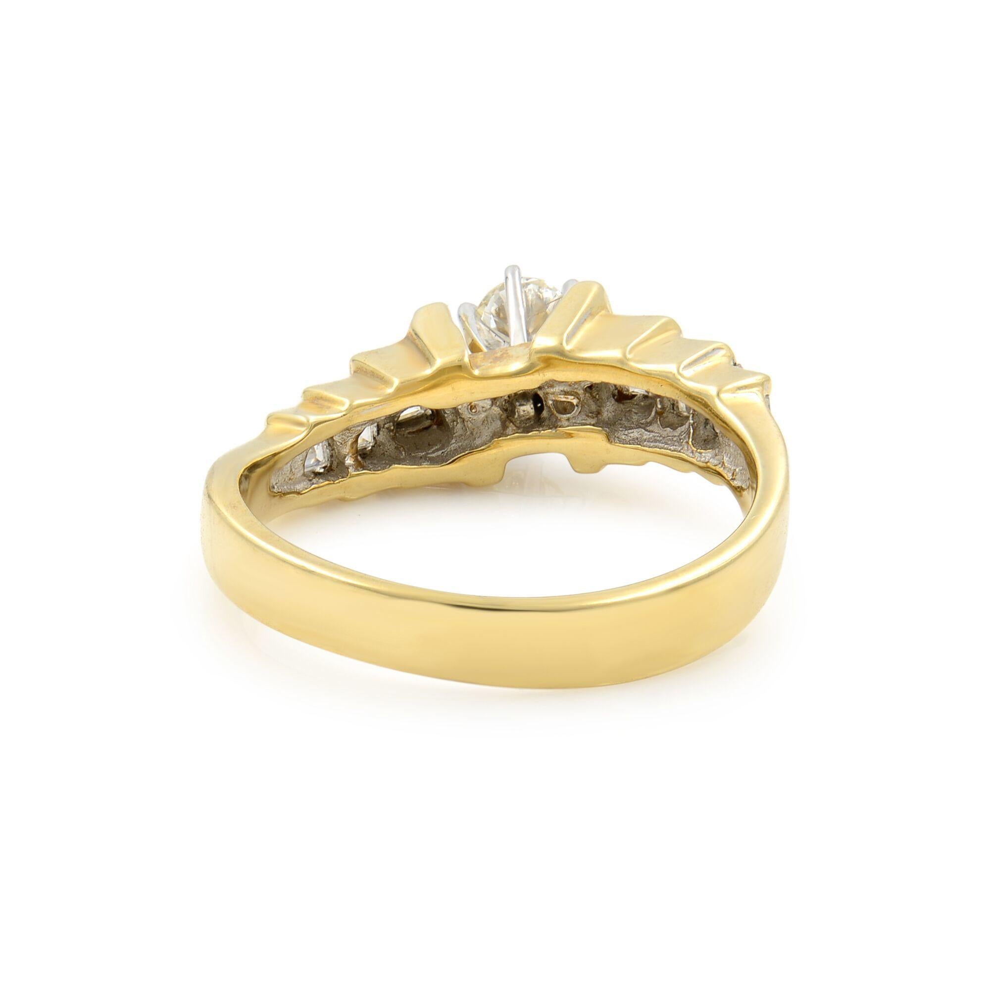 Taille ronde Rachel Koen Bague de fiançailles pour femme en or jaune 14 carats avec diamants 0,62 carat poids total en vente