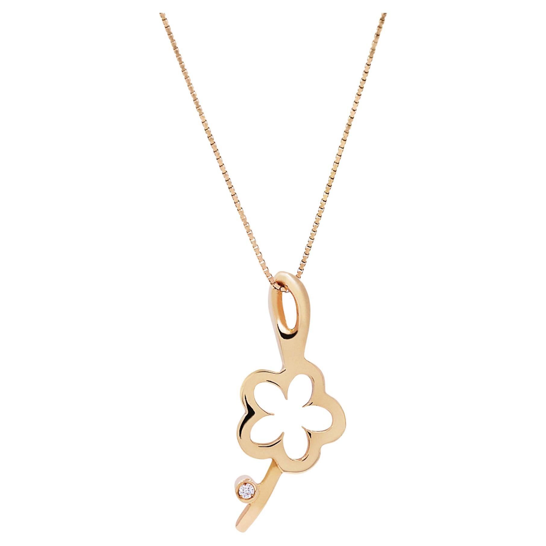 Rachel Koen Gemoro Flower Diamond Ladies Mini Pendant Necklace 14K Yellow Gold For Sale