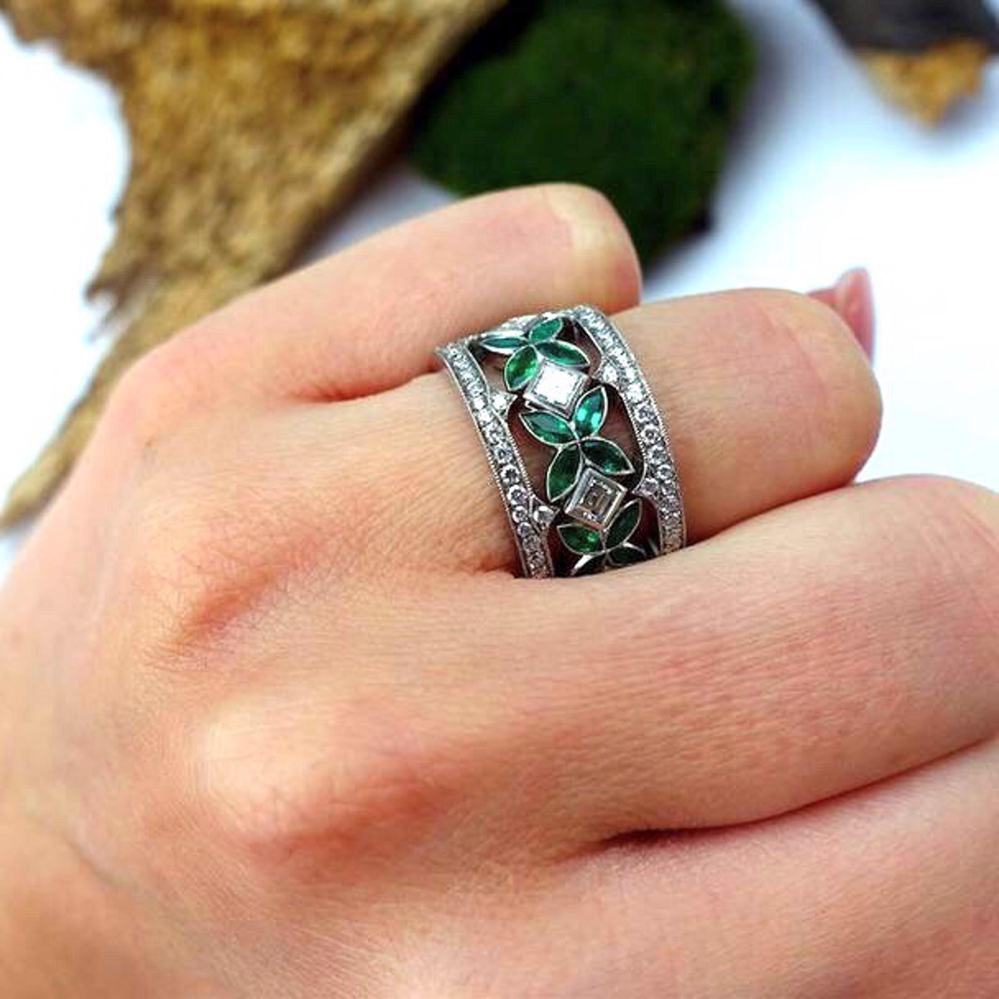 Rachel Koen Natural Green Emerald Diamond Eternity Set of 3 Ring Platinum For Sale 1