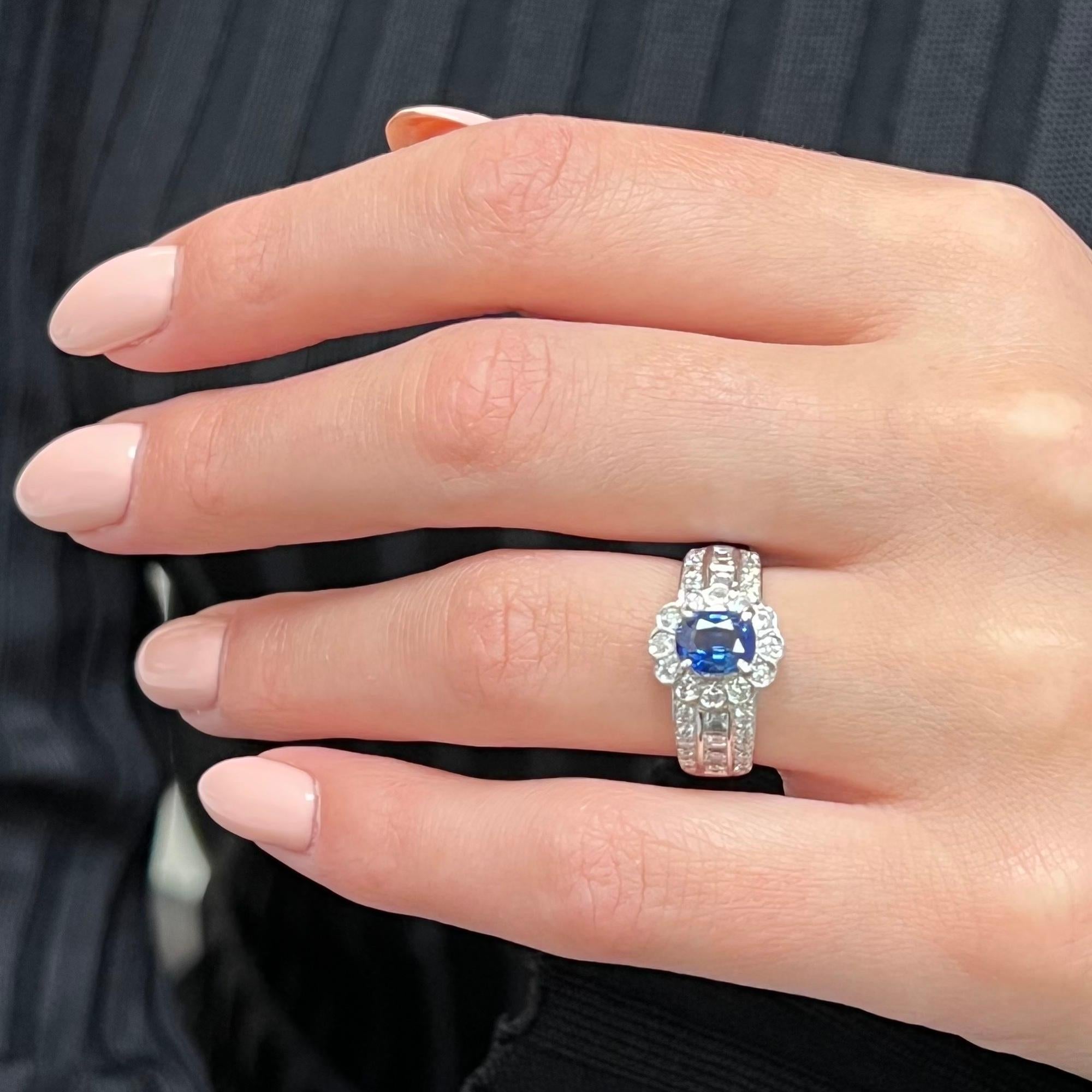 Rachel Koen Oval Blue Sapphire Diamond Halo Cocktail Ring Platinum In New Condition For Sale In New York, NY