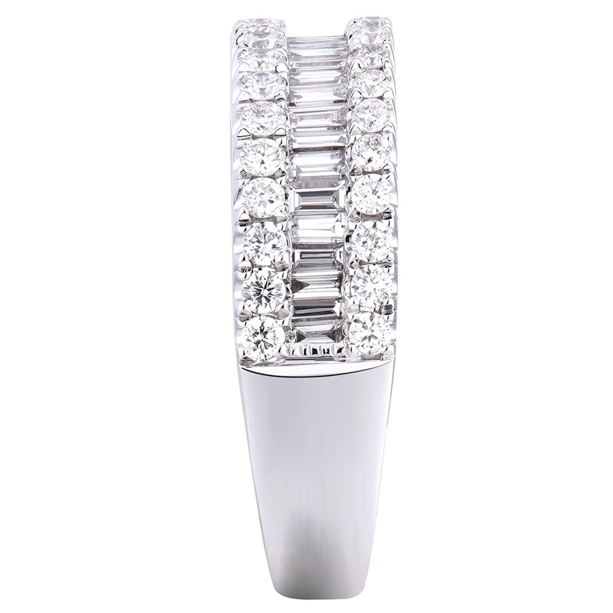 Rachel Koen Pave Diamant-Damenring Platin 1,15cttw (Baguetteschliff) im Angebot