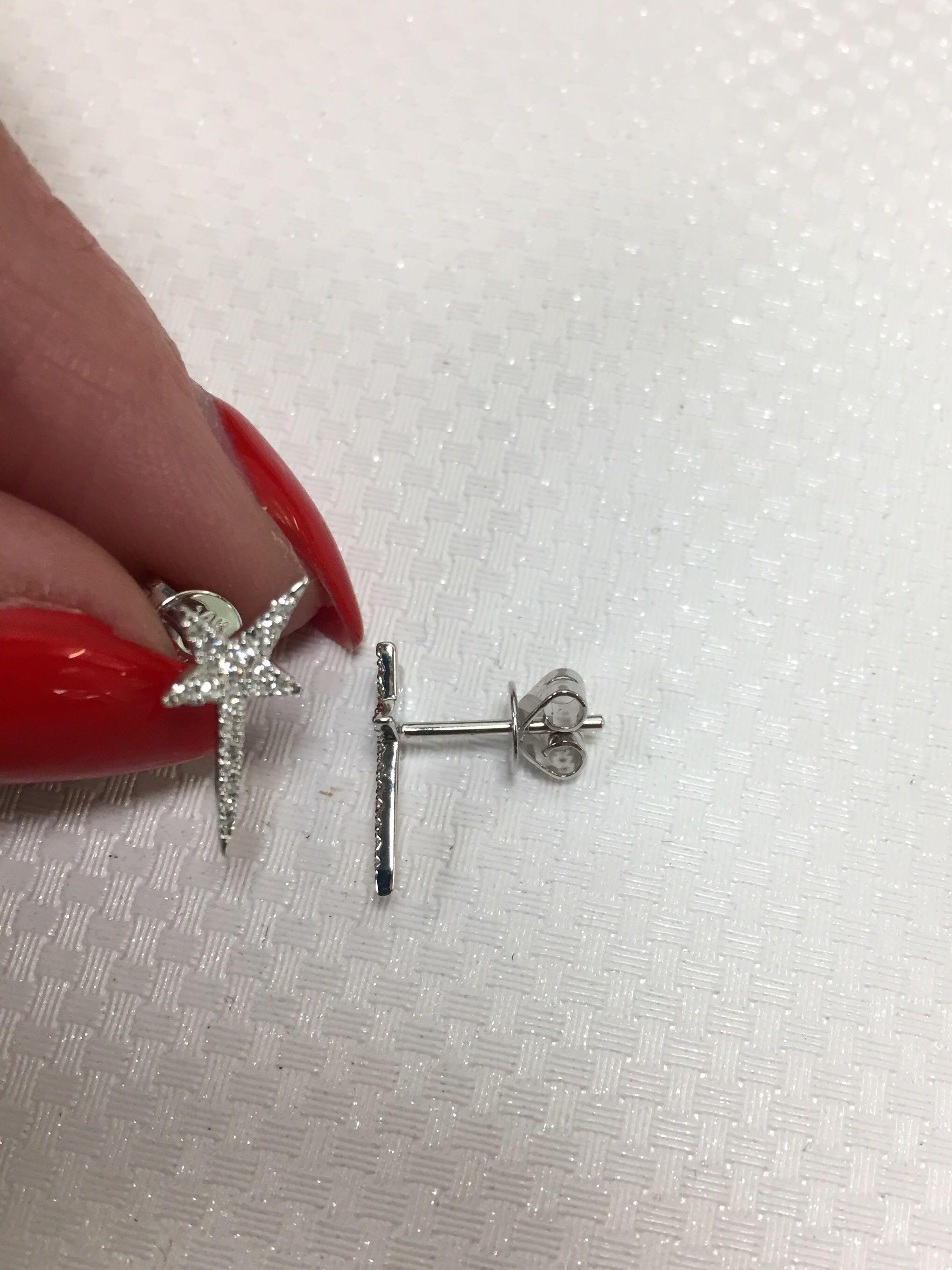 Rachel Koen Pave Diamond Star Stud Earrings 14K White Gold 0.13 Cttw In New Condition For Sale In New York, NY